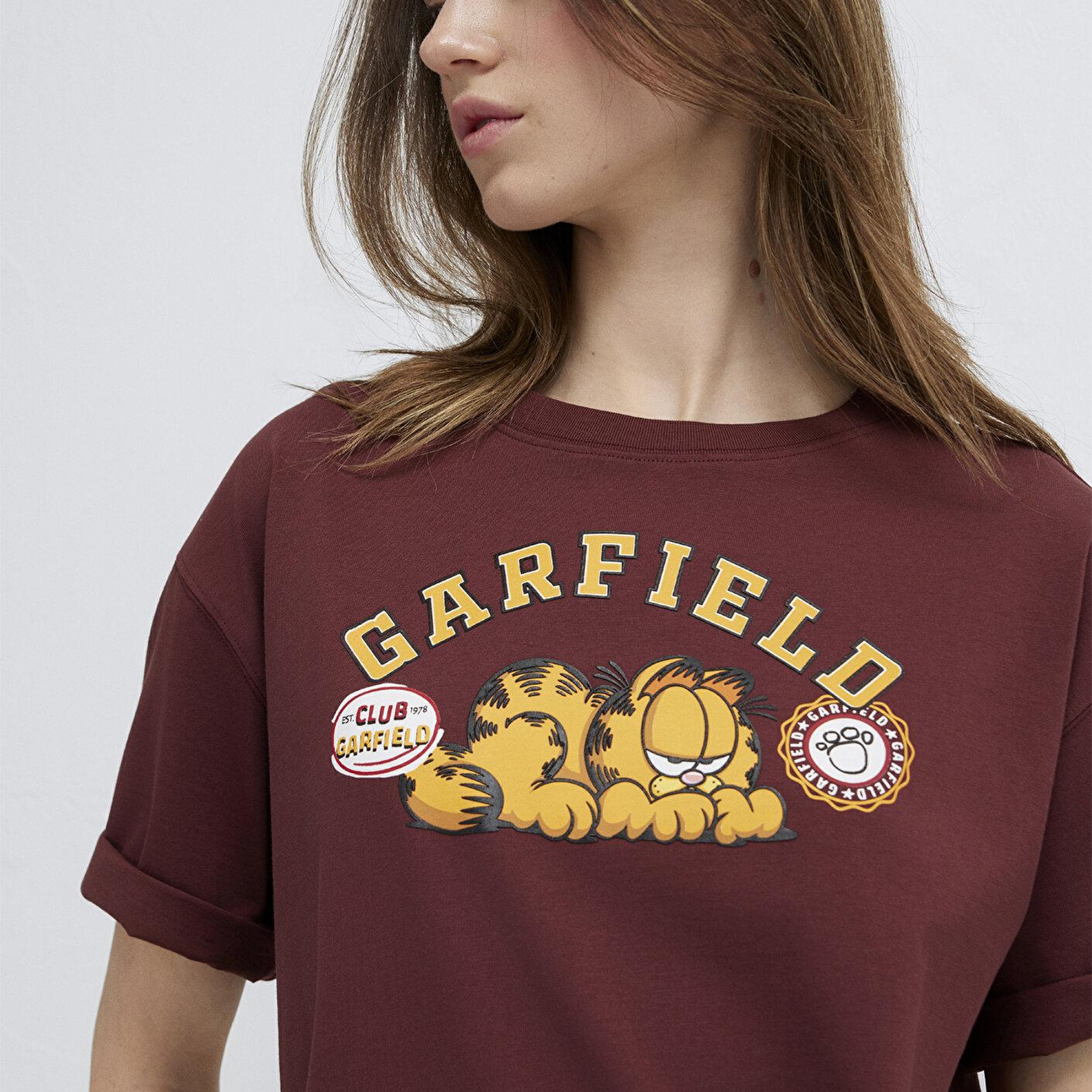 Mavi Garfield Basklı Bordo Tişört Loose Fit / Bol Rahat Kesim 1614339-70396
