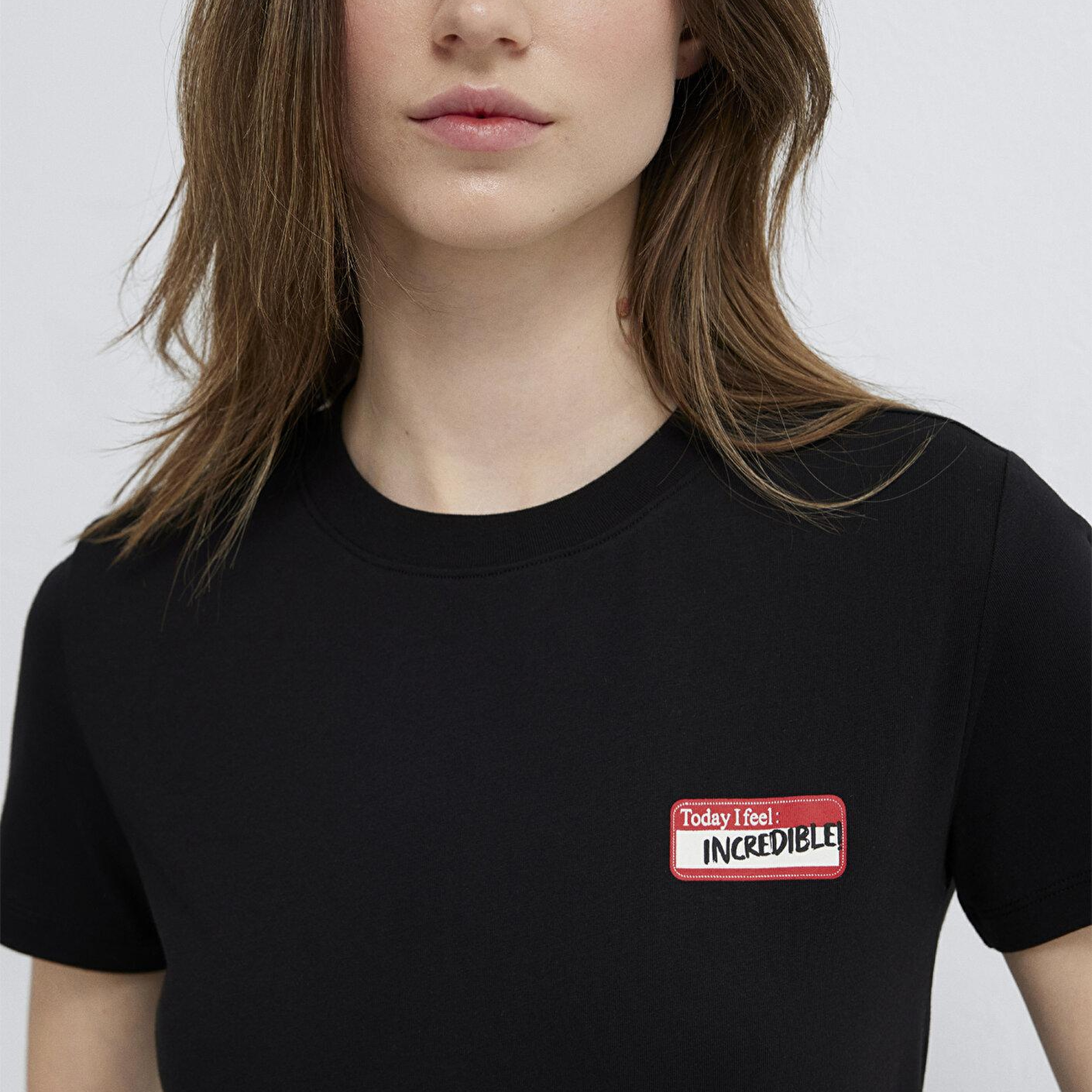 Mavi Slogan Baskılı Siyah Tişört Semi Slim Fit / Yarı Dar Kesim 1614250-900