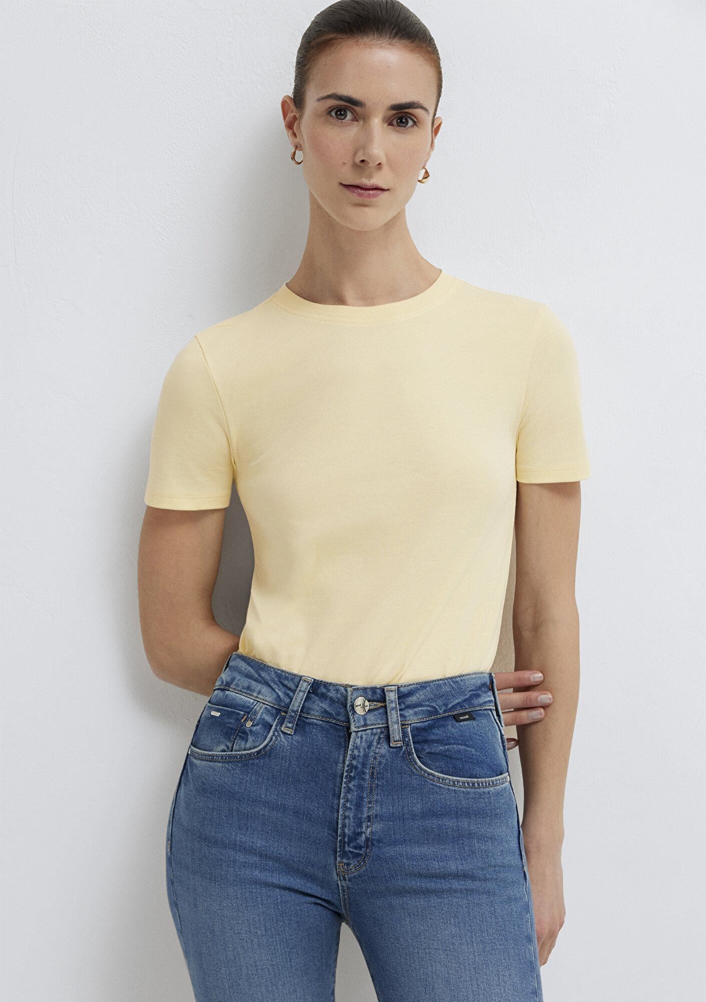 Mavi Sarı Basic Tişört Slim Fit / Dar Kesim 1614181-70014