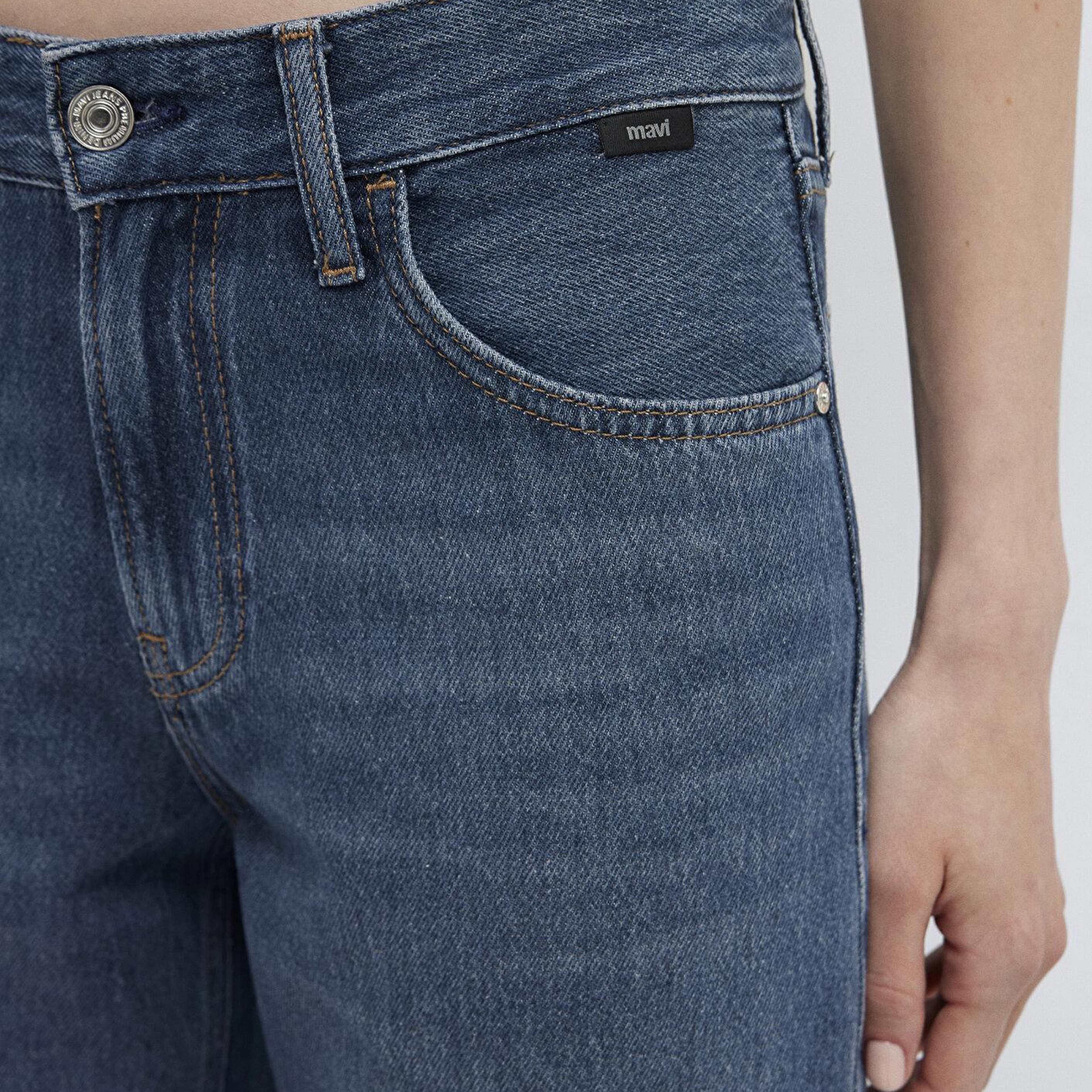 Mavi Lovely Classic Denim Puslu Koyu Mavi Jean Pantolon 1012645-A3167