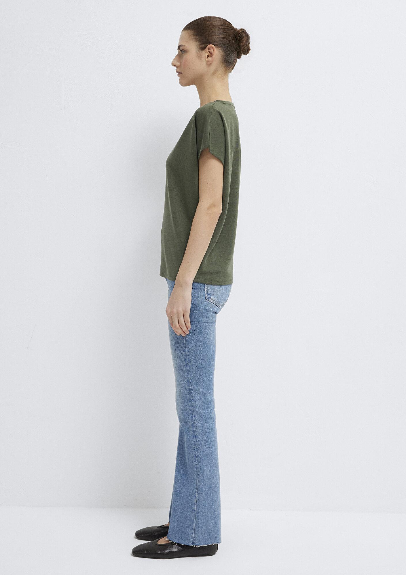 Mavi Soft-Premium Yeşil (TENCEL™) Liyosel Karışımlı Basic Tişört Loose Fit / Bol Rahat Kesim 167245-71551