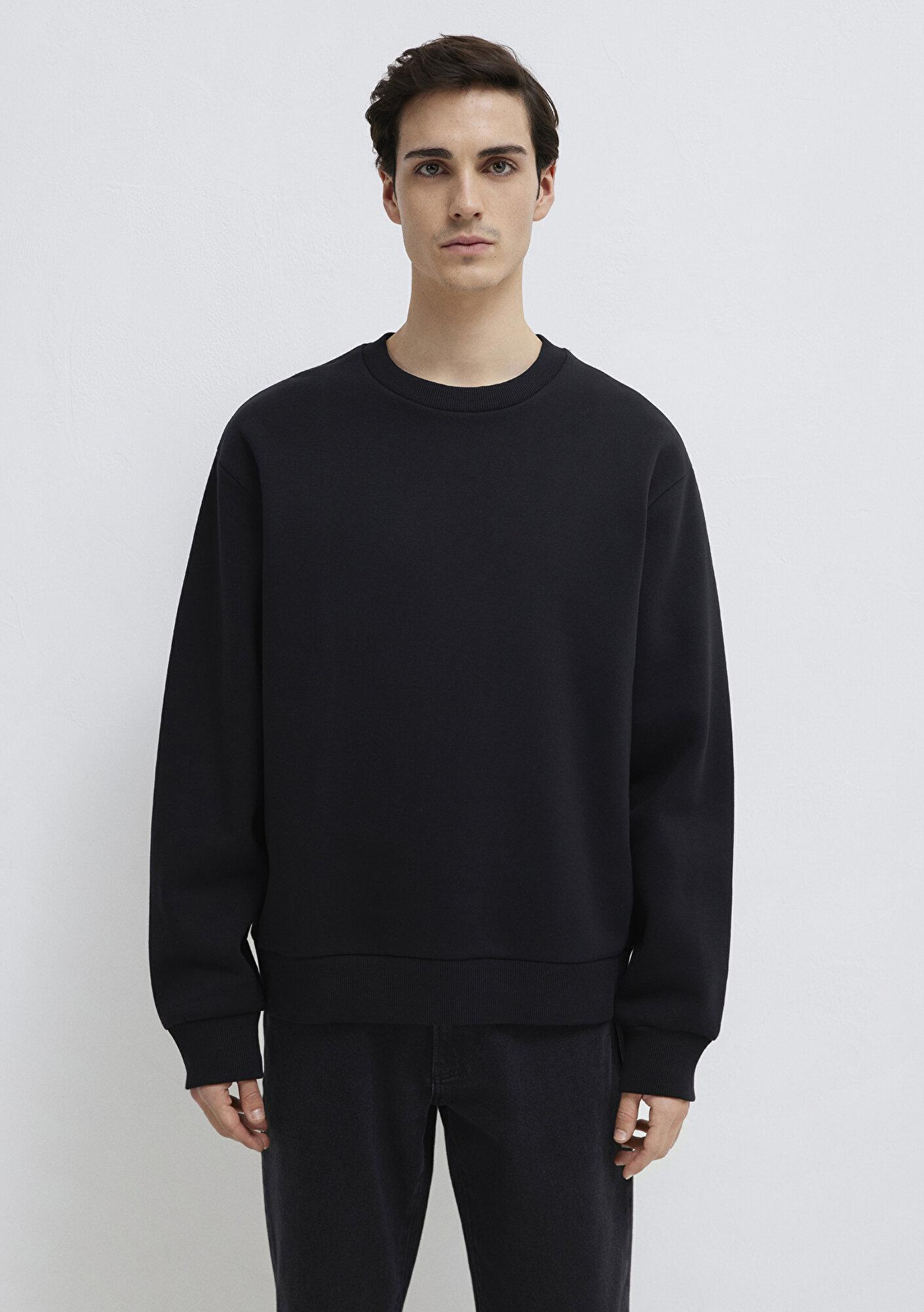 Mavi Bisiklet Yaka Siyah Basic Sweatshirt 0S10276-900