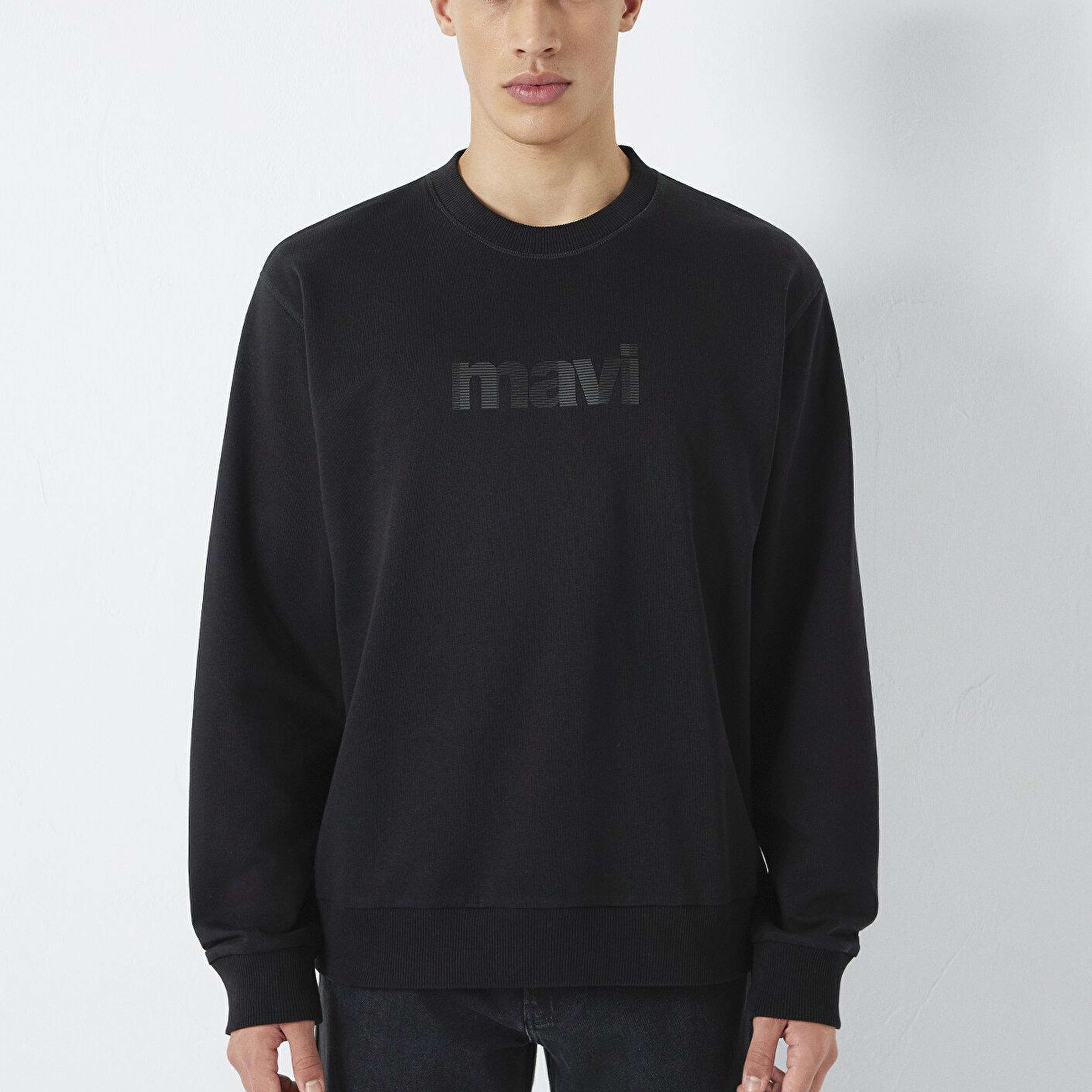 Mavi Mavi Logo Baskılı Bisiklet Yaka Siyah Sweatshirt 0S10551-900