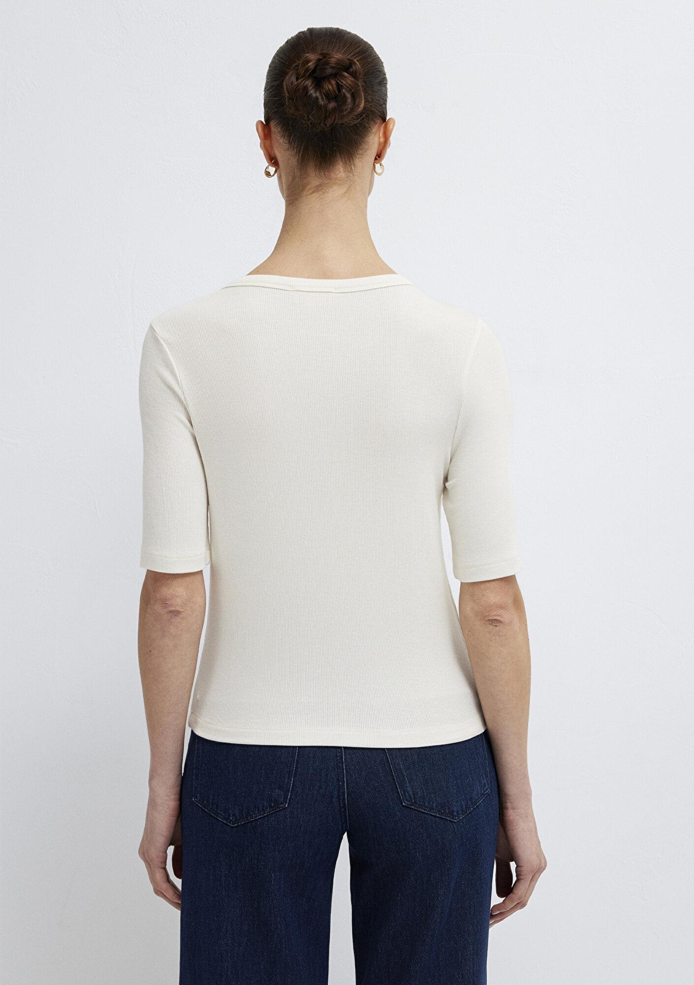 Mavi Düğmeli Ekru Tişört Semi Slim Fit / Yarı Dar Kesim 1614110-70048