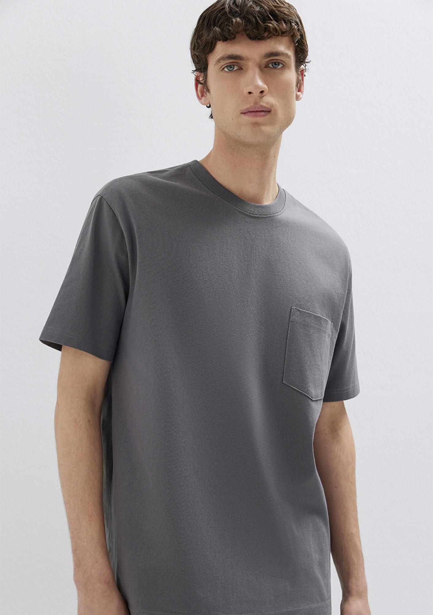 Mavi Cep Detaylı Gri Basic Tişört Loose Fit / Bol Rahat Kesim 066248-85309