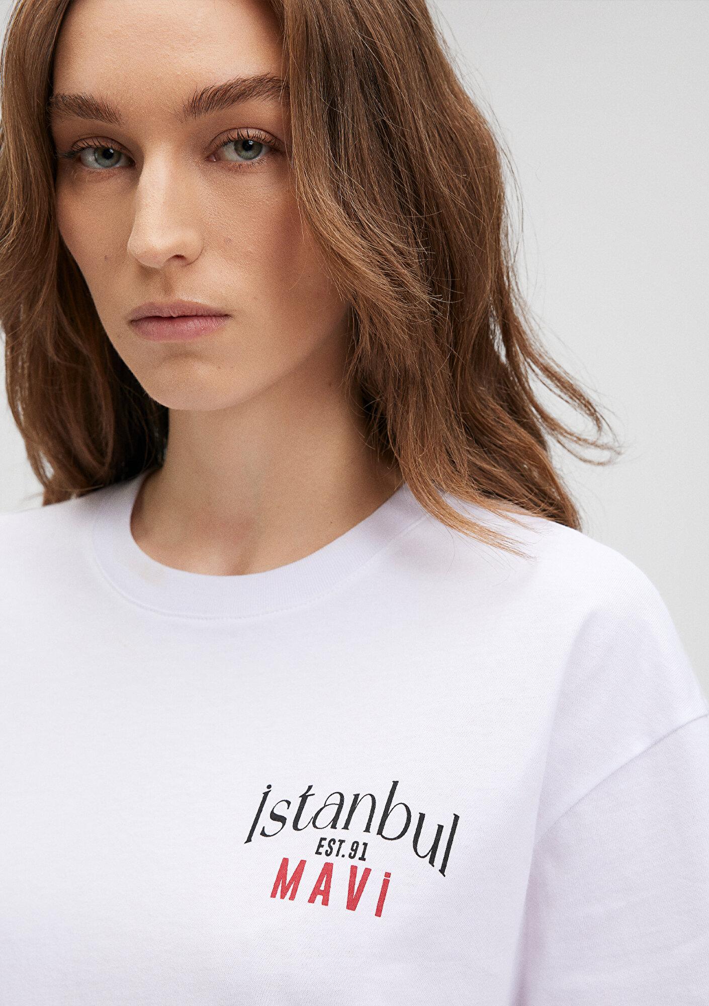 Mavi İstanbul Baskılı Beyaz Tişört Loose Fit / Bol Rahat Kesim 1612843-620