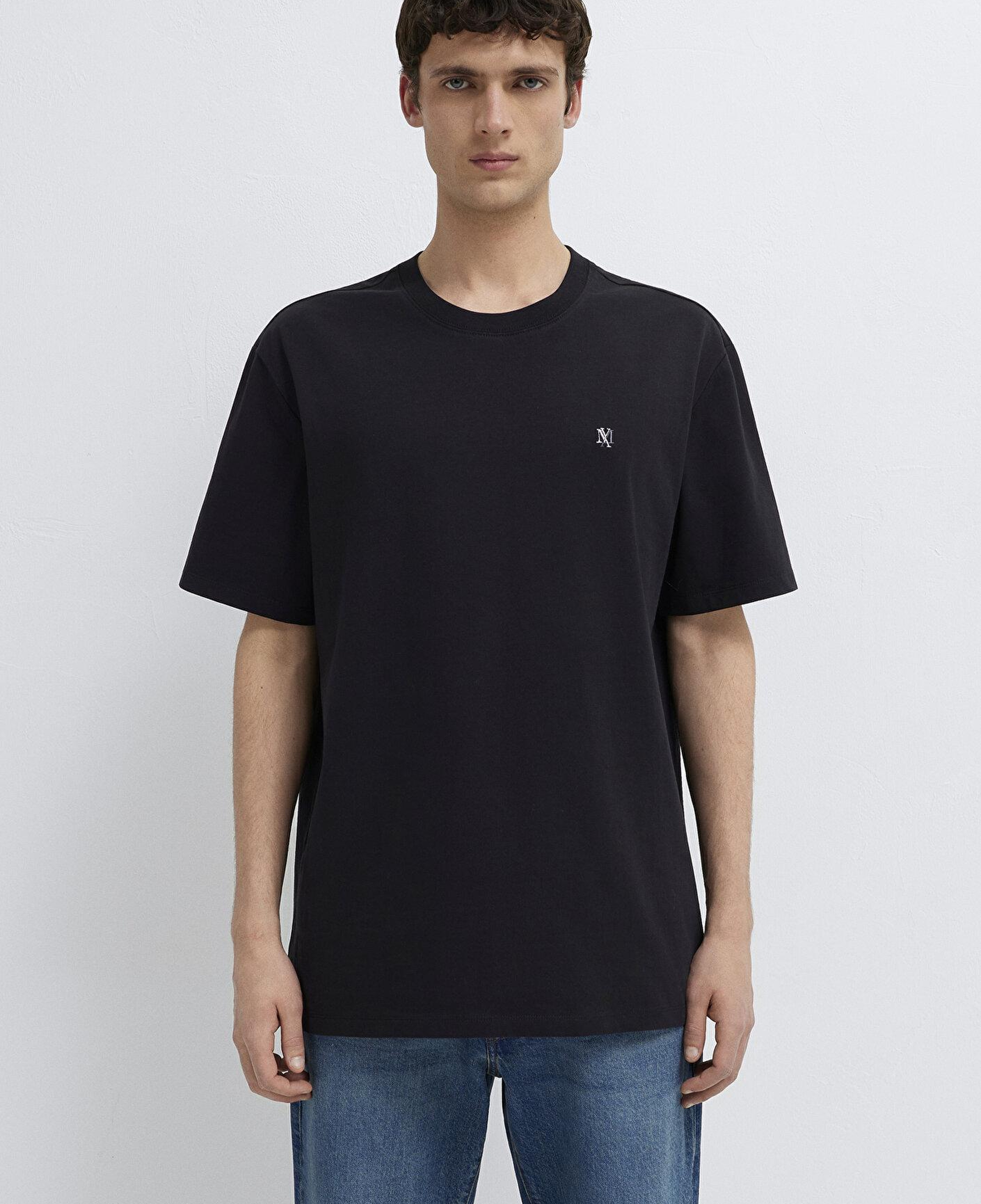 Mavi Mavi Mühür Logo Nakışlı Siyah Tişört Loose Fit / Bol Rahat Kesim 0613436-900