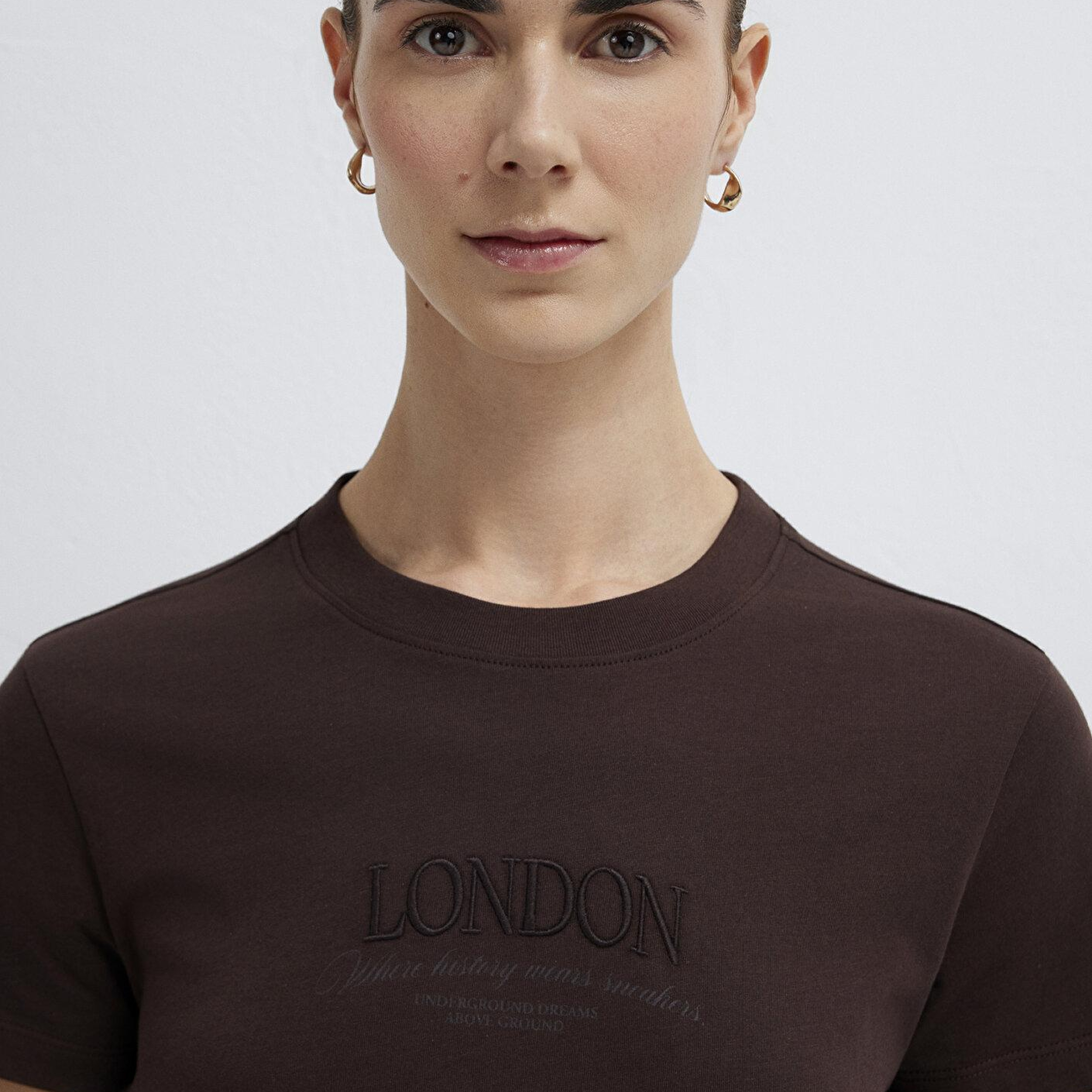 Mavi London Baskılı Kahverengi Tişört Slim Fit / Dar Kesim 1614261-70240