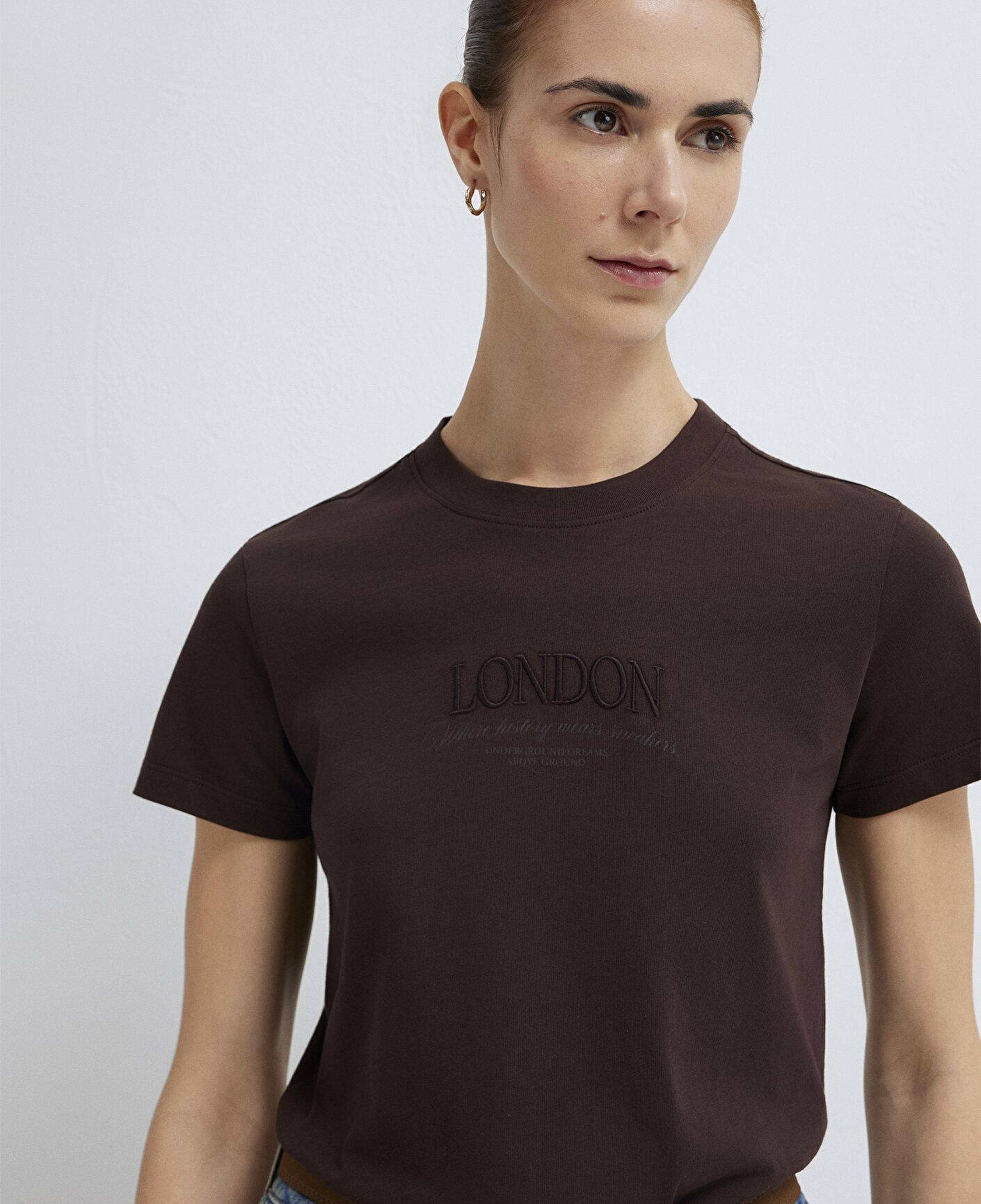 Mavi London Baskılı Kahverengi Tişört Slim Fit / Dar Kesim 1614261-70240