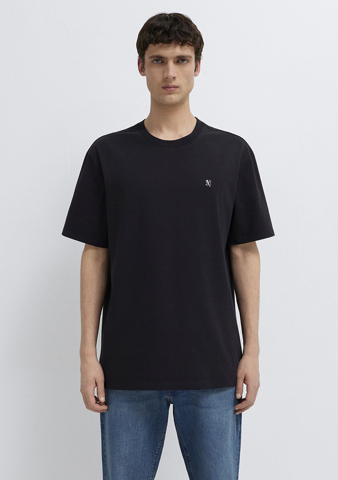 Mavi Mavi Mühür Logo Nakışlı Siyah Tişört Loose Fit / Bol Rahat Kesim 0613436-900