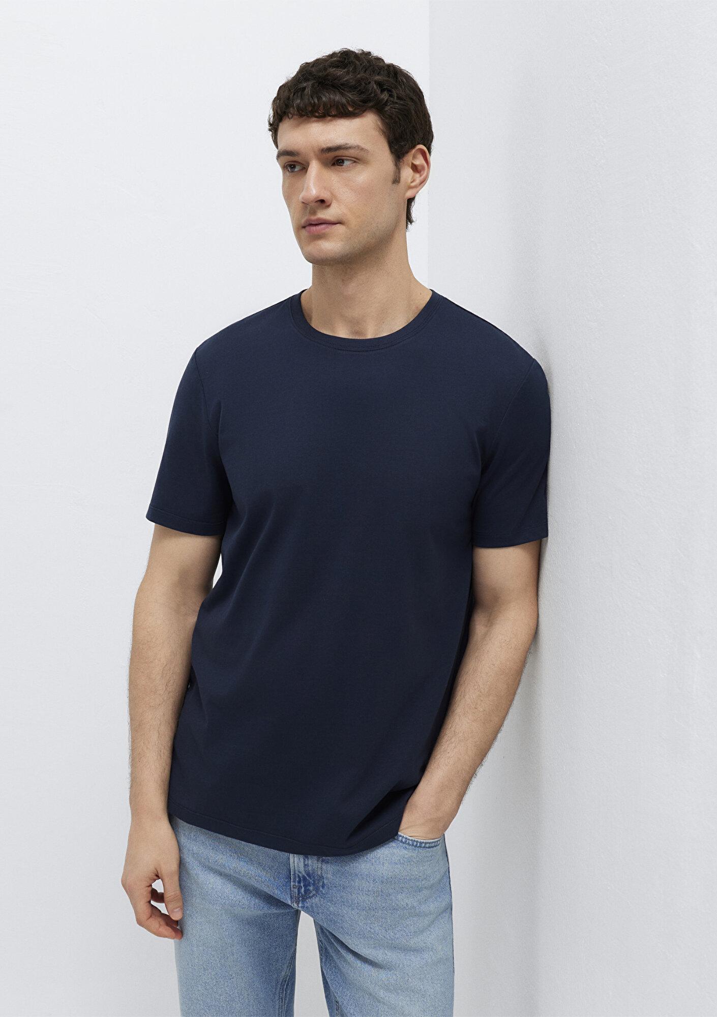 Mavi Lacivert Basic Tişört Slim Fit / Dar Kesim 0613437-70490