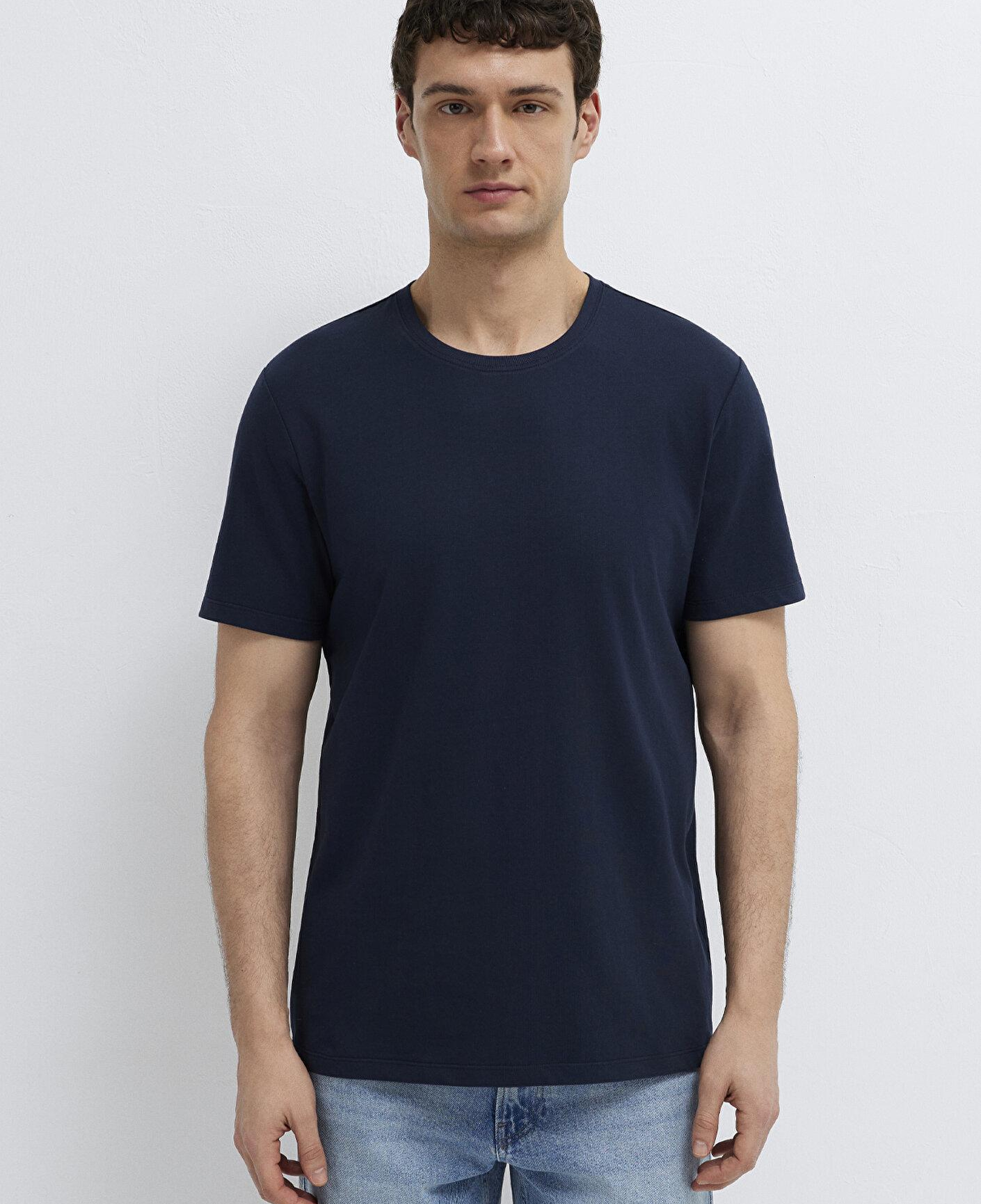 Mavi Lacivert Basic Tişört Slim Fit / Dar Kesim 0613437-70490