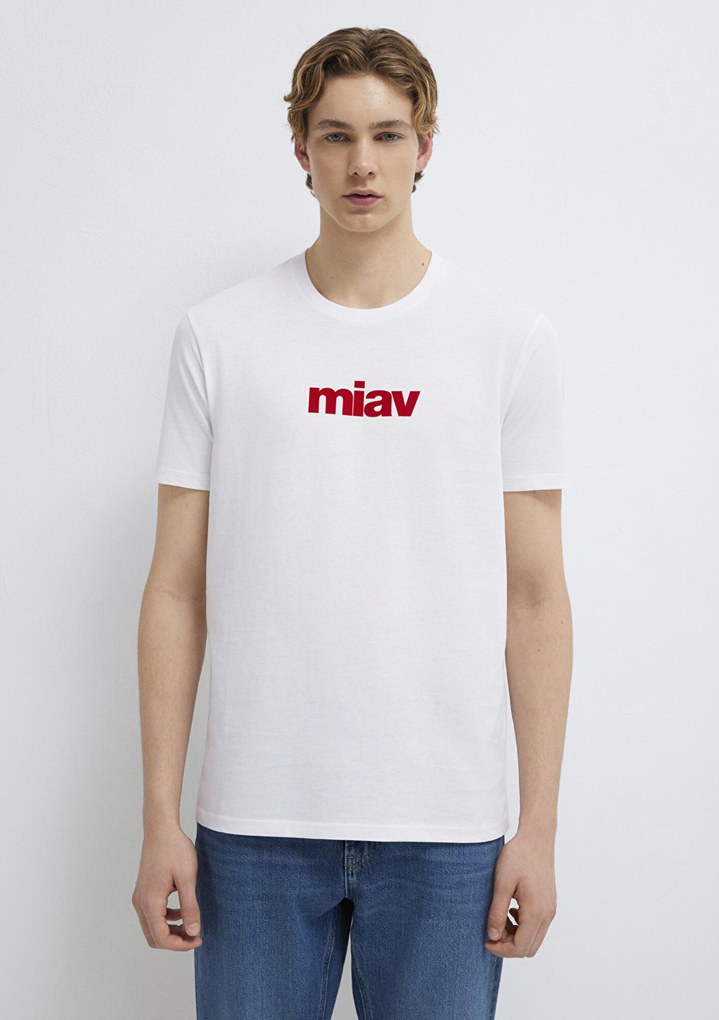Mavi Kırmızı Miav Baskılı Beyaz Tişört Regular Fit / Normal Kesim 067153-622
