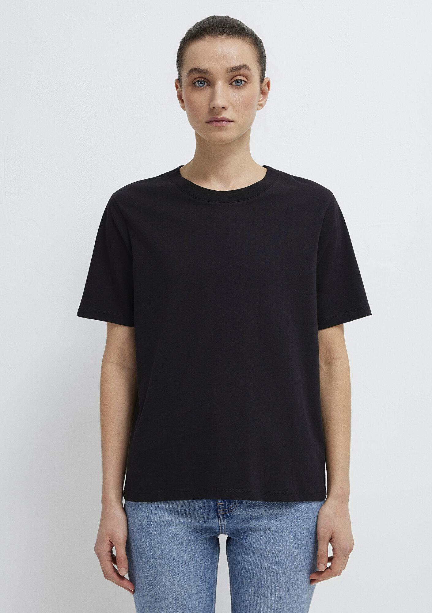 Mavi Bisiklet Yaka Siyah Basic Tişört Regular Fit / Normal Kesim 1600955-900
