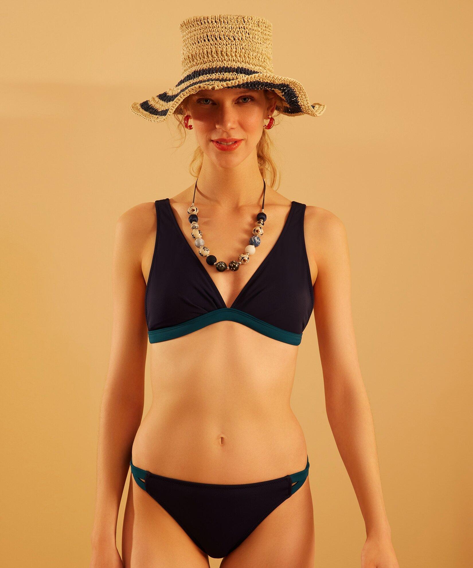 YARGICI Yan Detaylı Bikini Altı