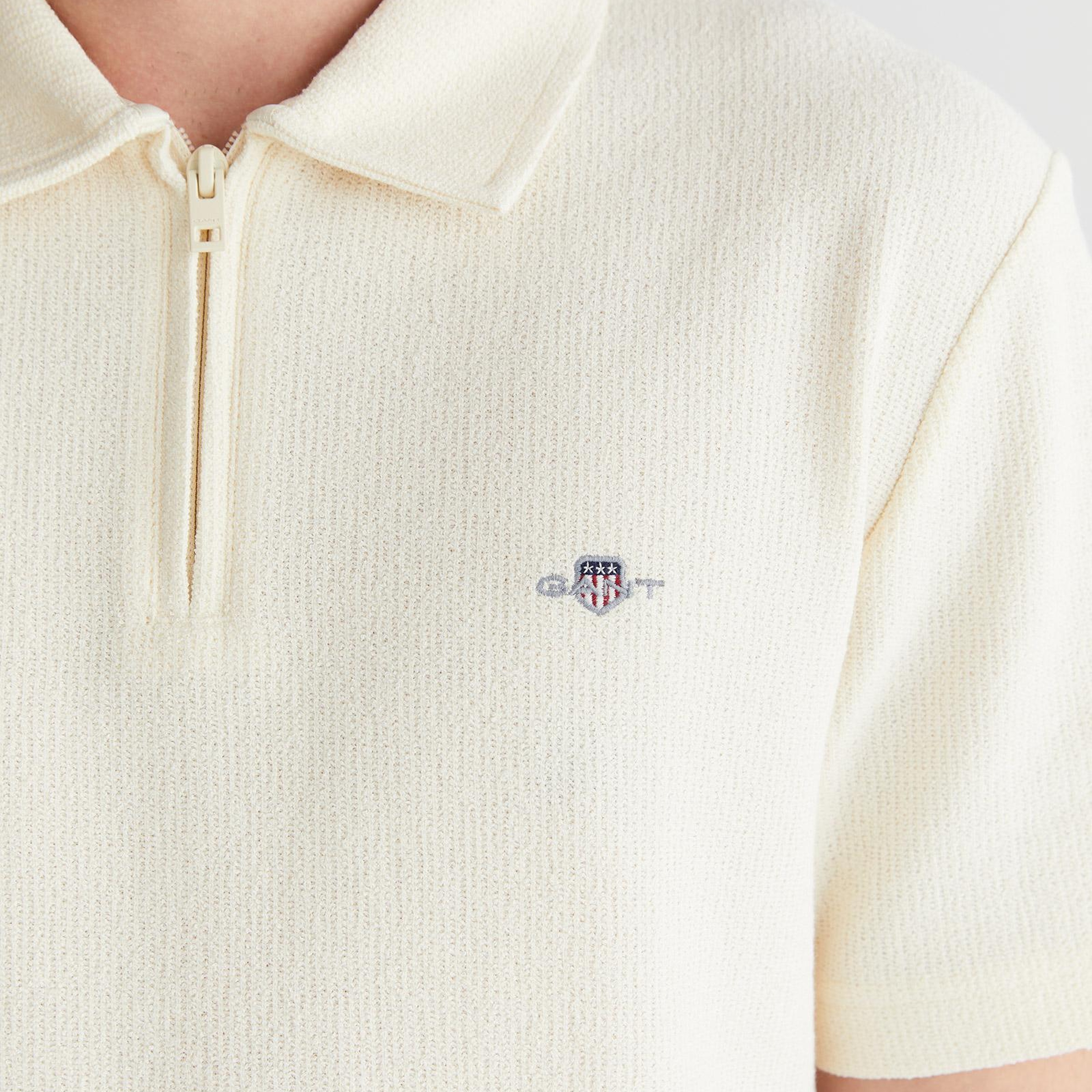 GANT Erkek Krem Regular Fit Yarım Fermuarlı Logolu Polo Yaka T-Shirt