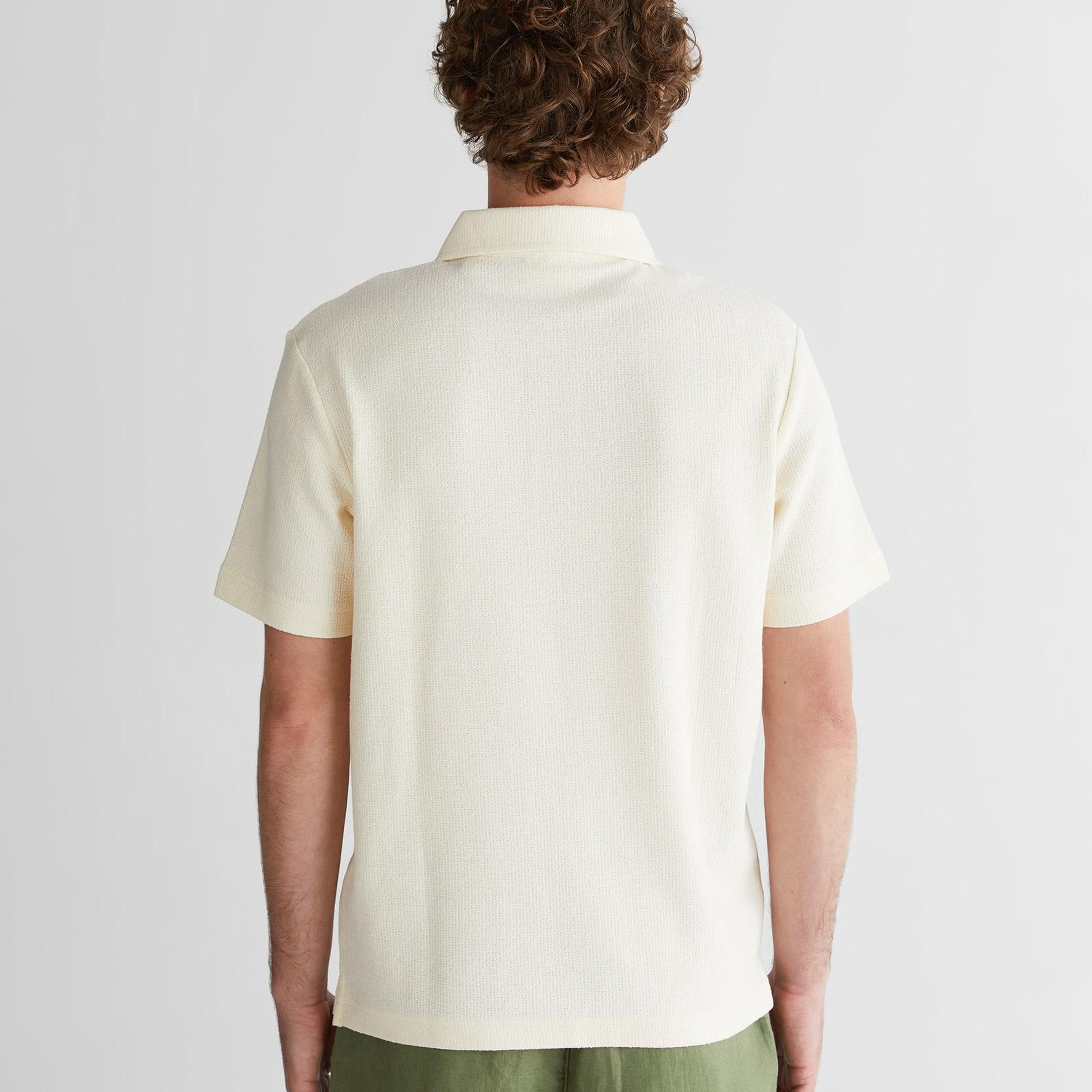 GANT Erkek Krem Regular Fit Yarım Fermuarlı Logolu Polo Yaka T-Shirt