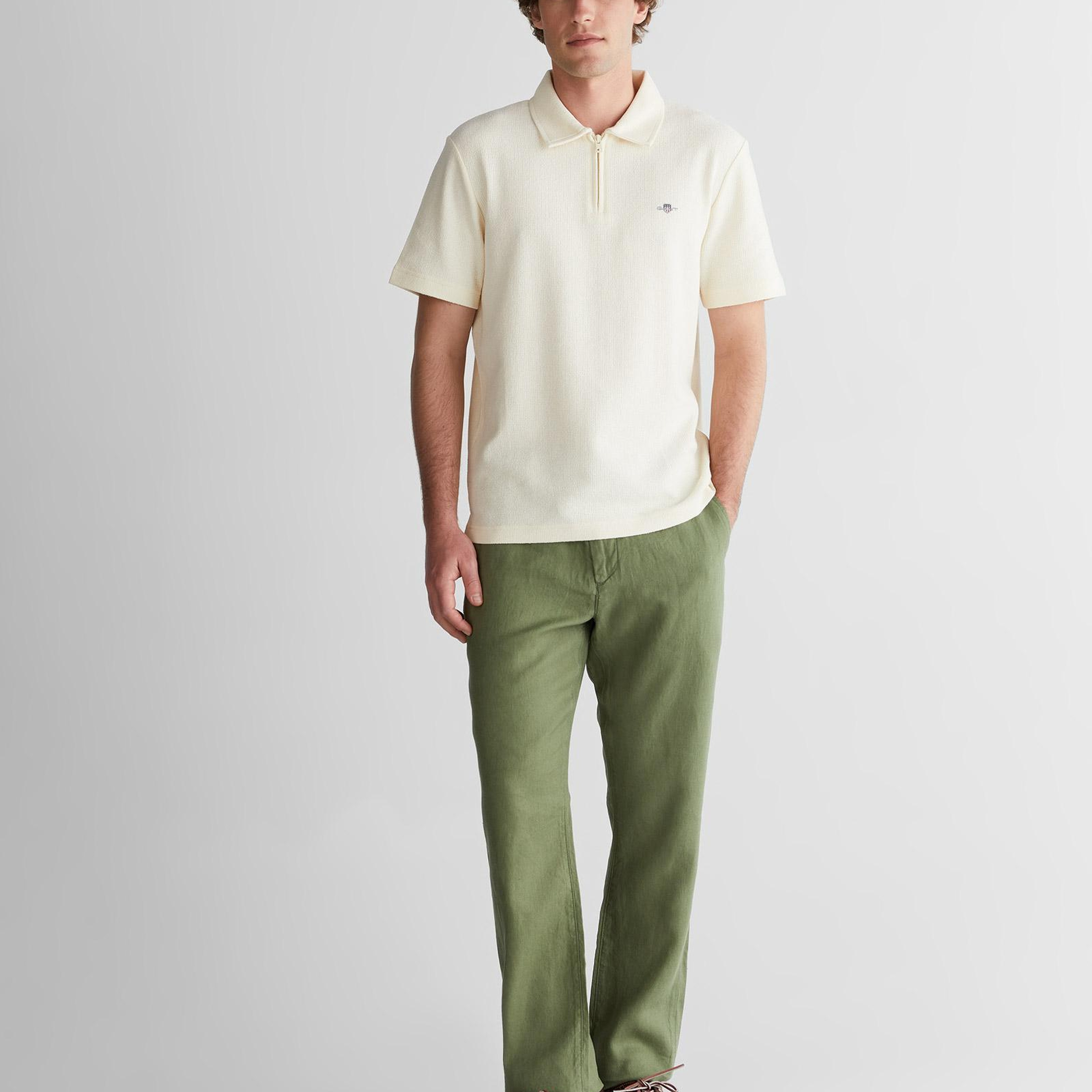 GANT Erkek Krem Regular Fit Yarım Fermuarlı Logolu Polo Yaka T-Shirt