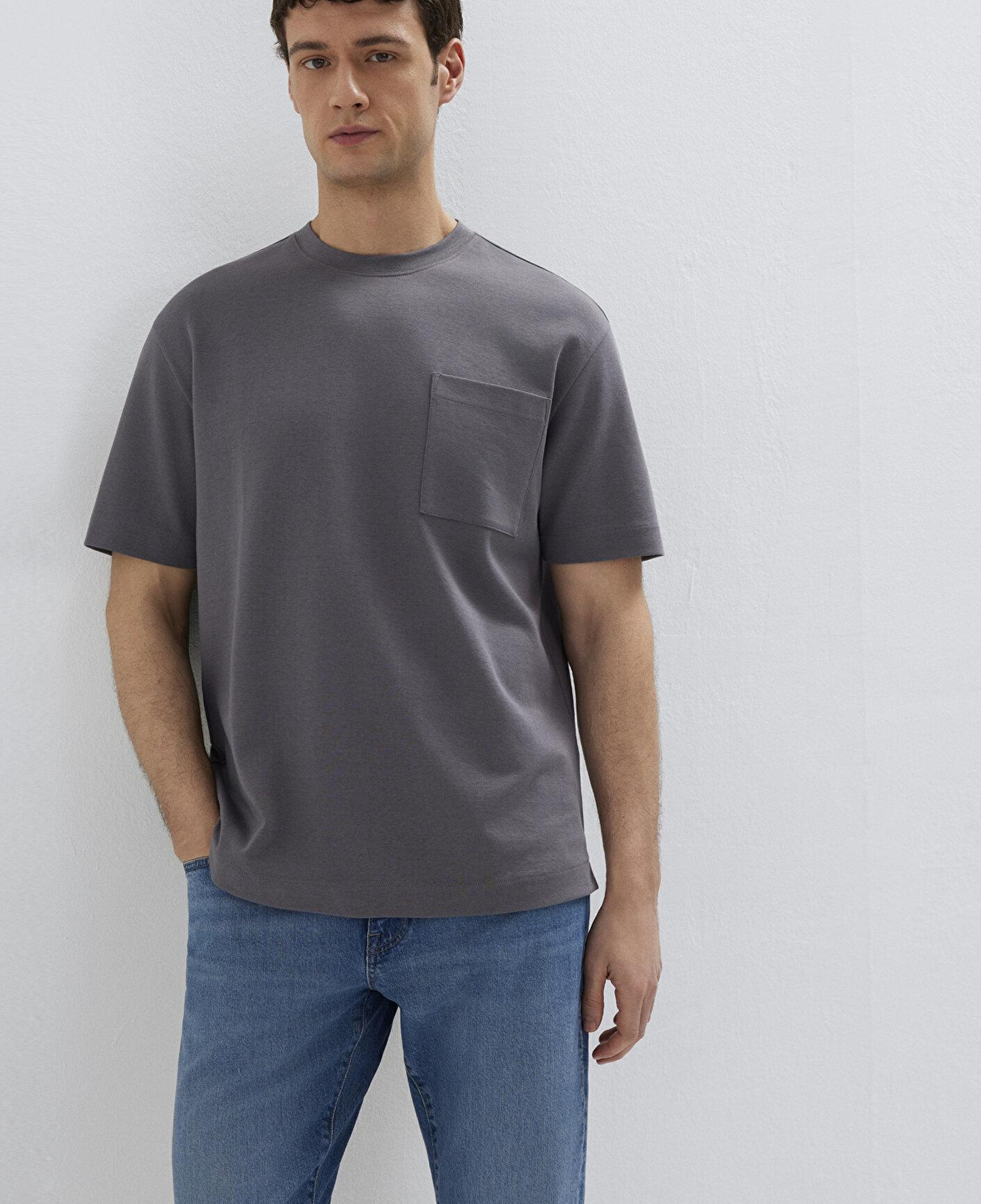 Mavi Cepli Antrasit Basic Tişört Loose Fit / Bol Rahat Kesim 0613339-90721