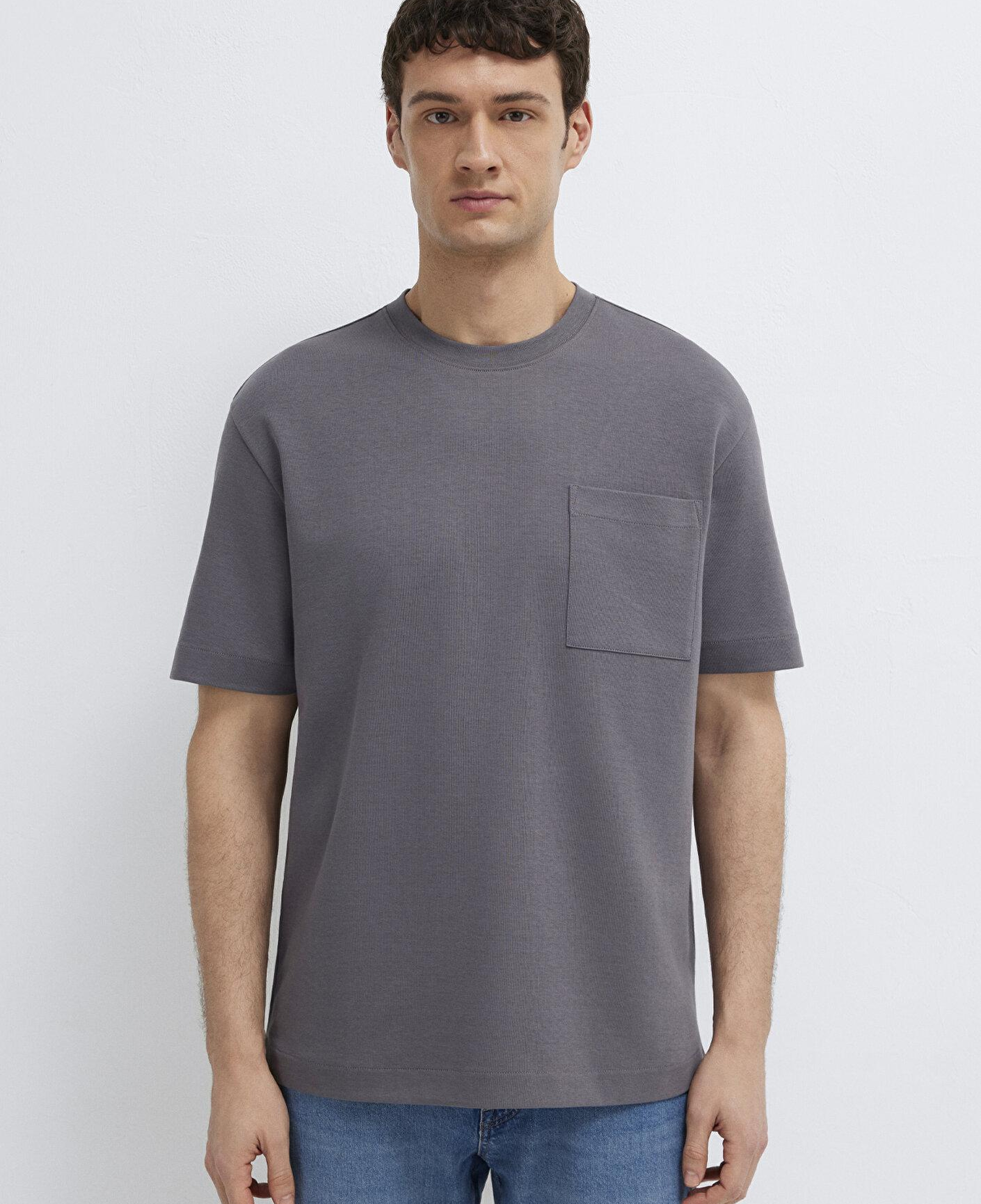 Mavi Cepli Antrasit Basic Tişört Loose Fit / Bol Rahat Kesim 0613339-90721