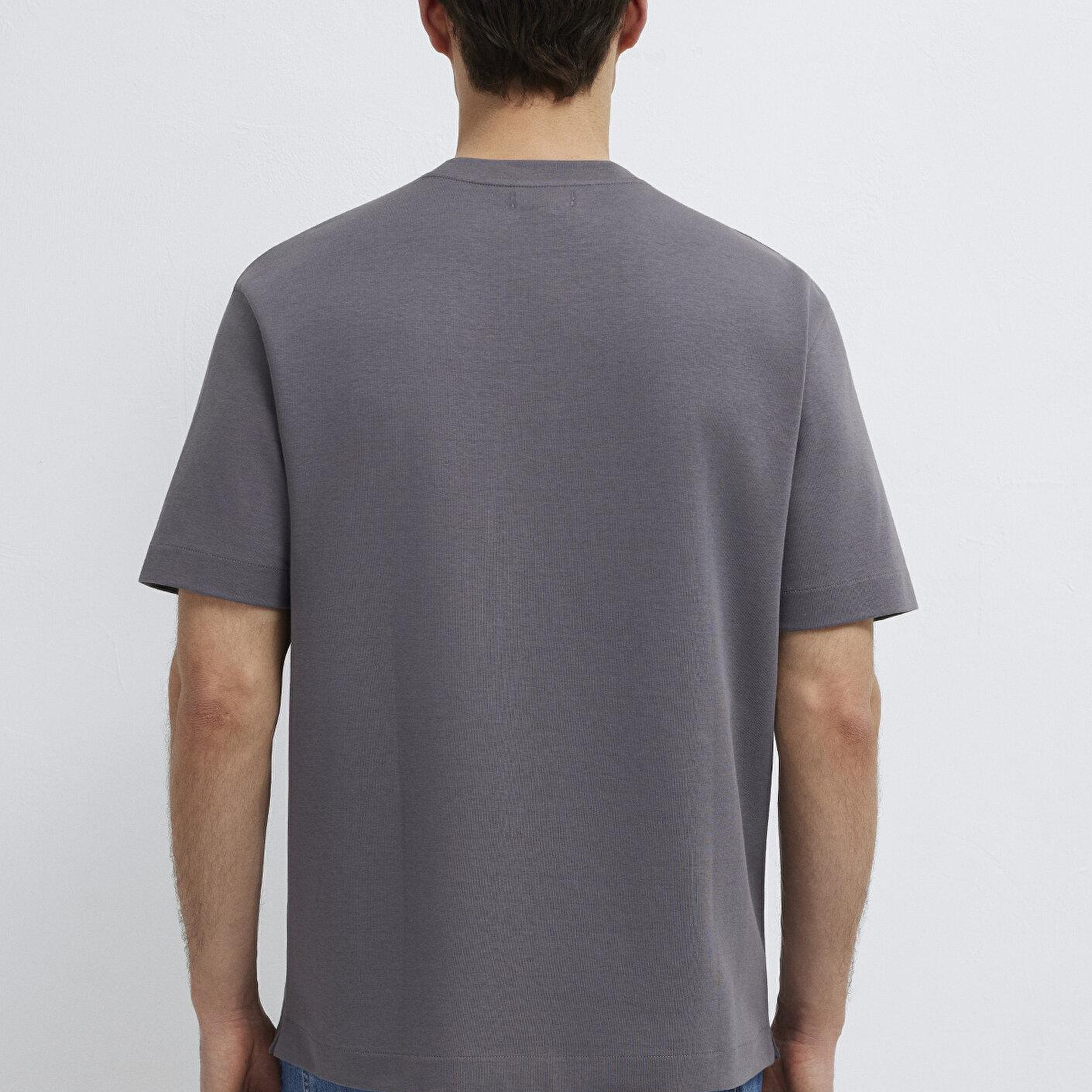 Mavi Cepli Antrasit Basic Tişört Loose Fit / Bol Rahat Kesim 0613339-90721