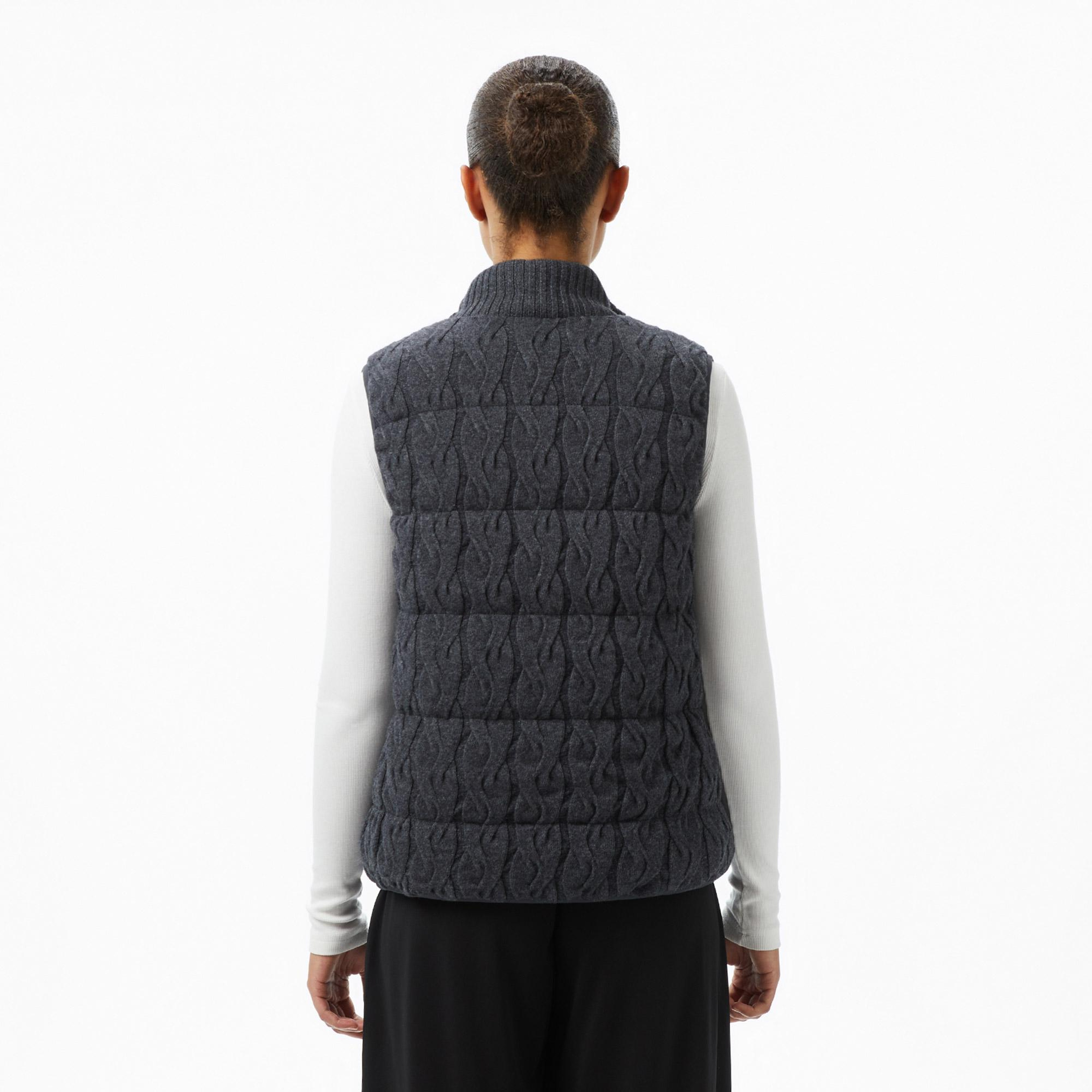 Lacoste Kadın Regular Fit Dik Yaka Kapitone Koyu Gri Yelek