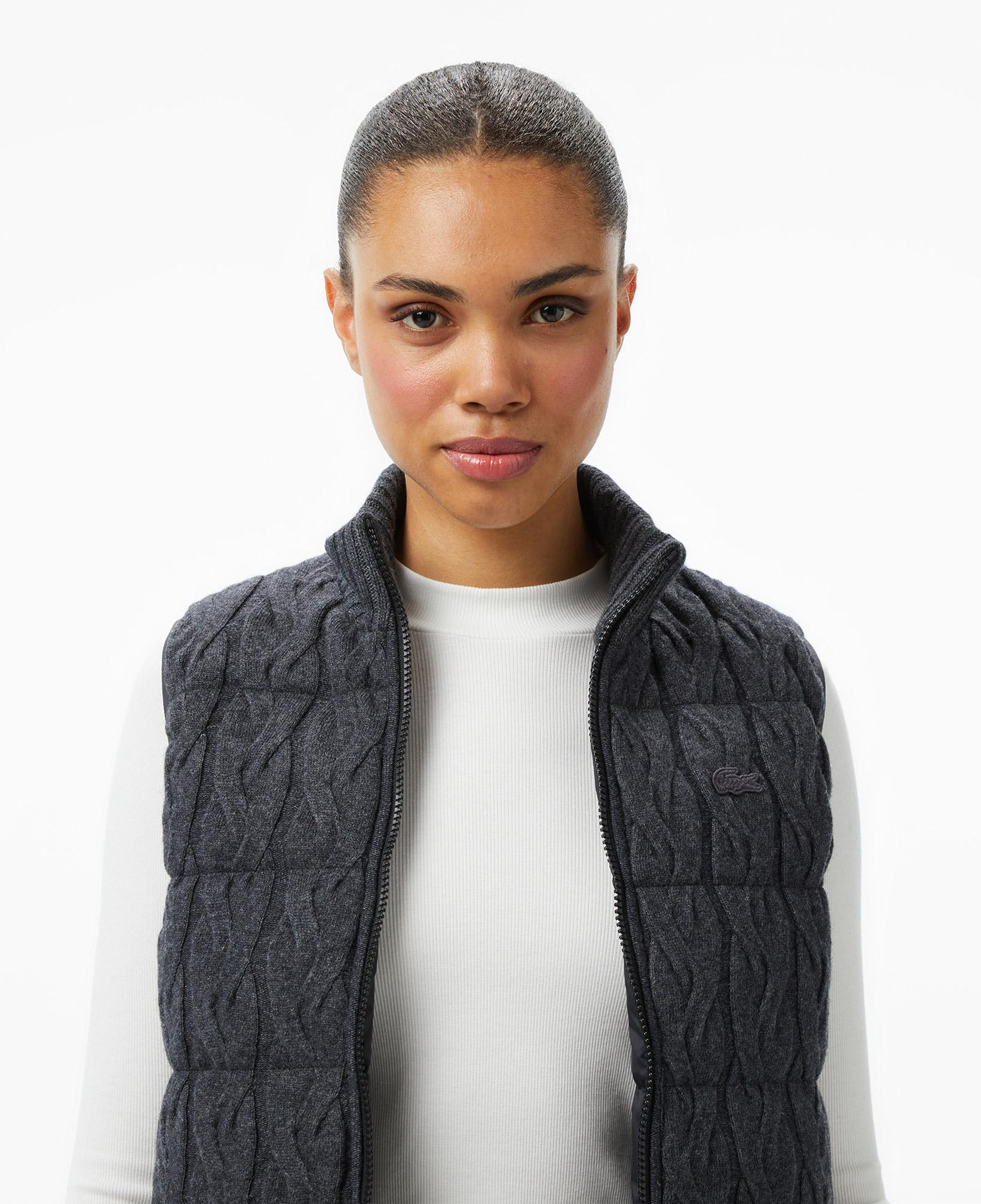 Lacoste Kadın Regular Fit Dik Yaka Kapitone Koyu Gri Yelek