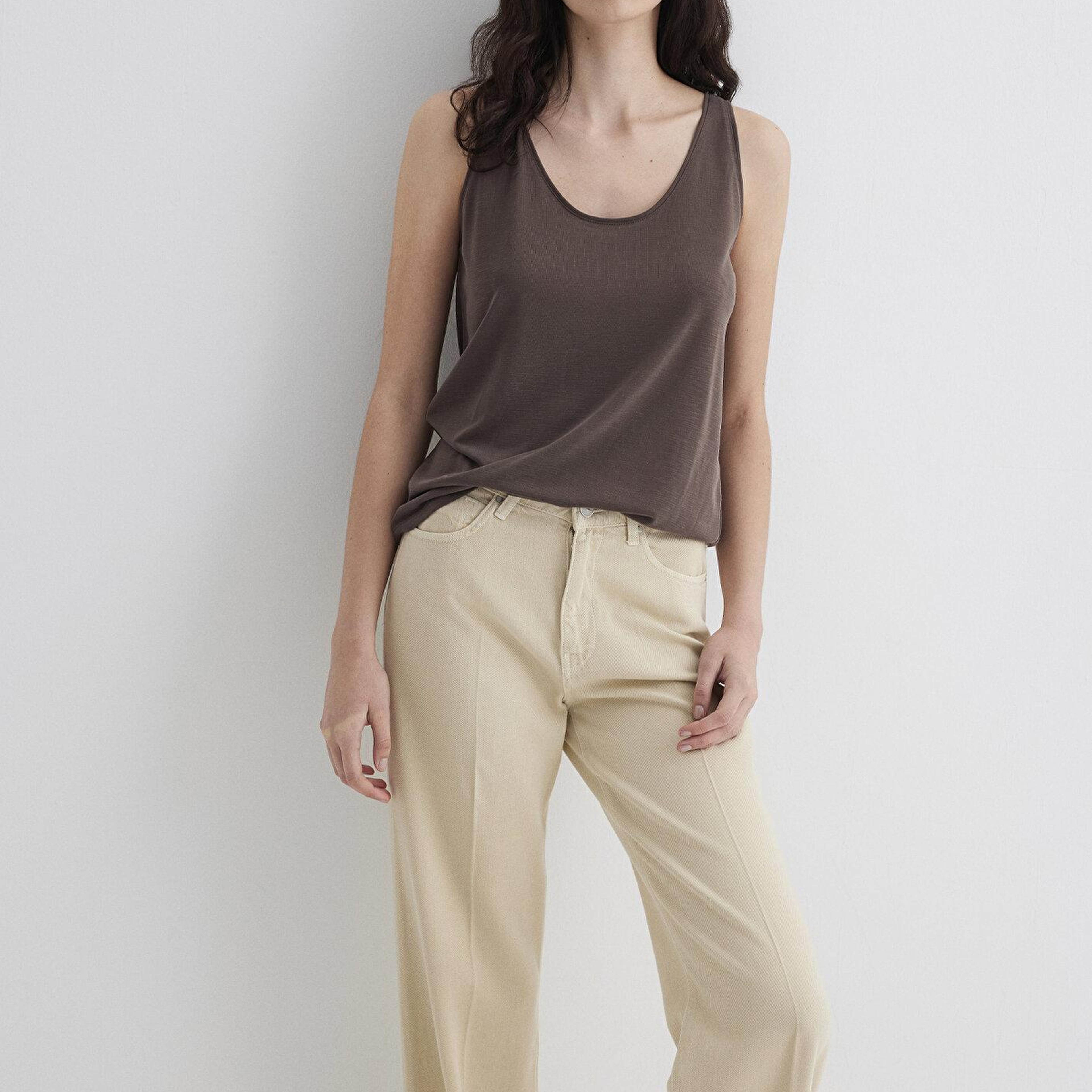Mavi Soft-Premium Kahverengi (TENCEL™) Modal Karışımlı Atlet Slim Fit / Dar Kesim 1613216-87537