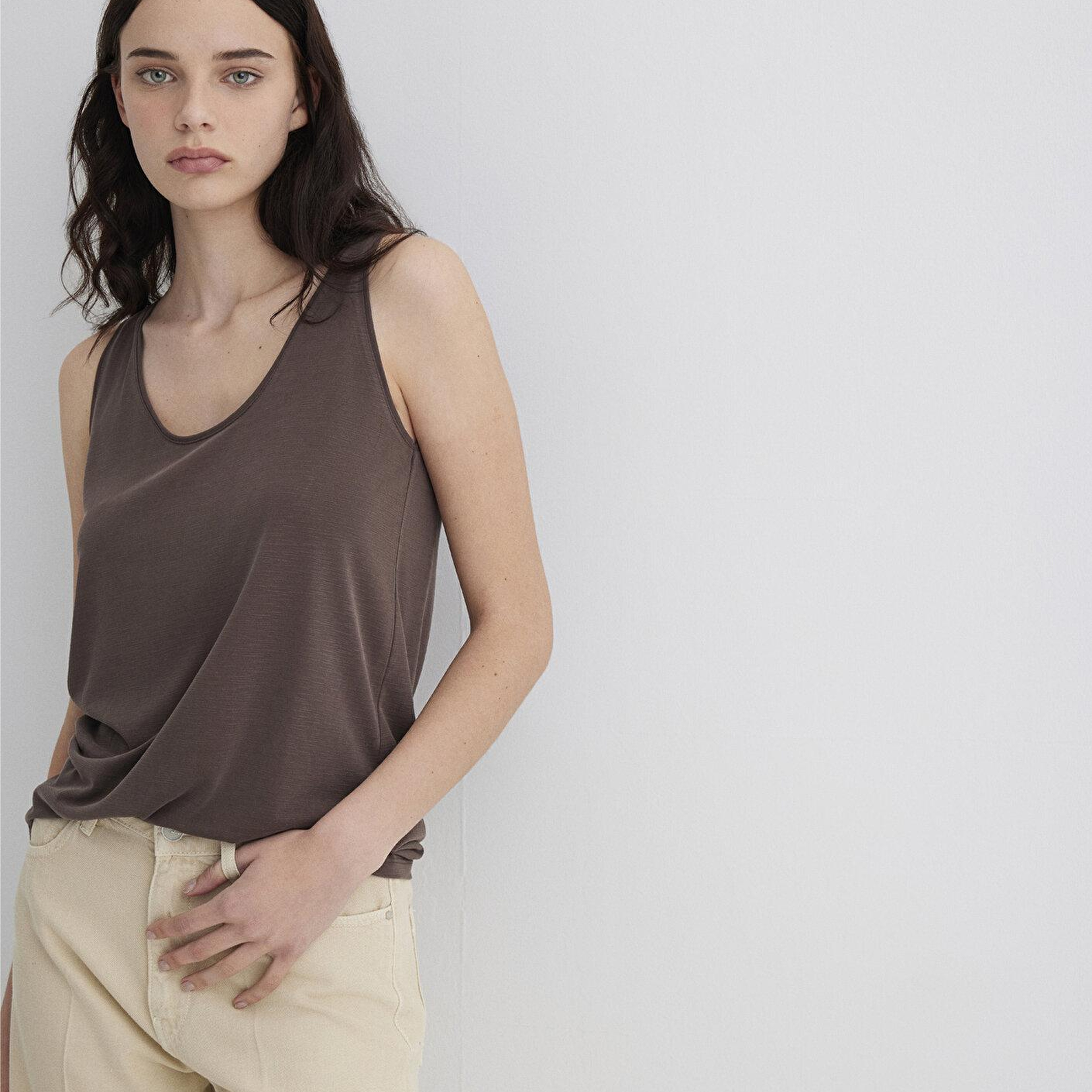 Mavi Soft-Premium Kahverengi (TENCEL™) Modal Karışımlı Atlet Slim Fit / Dar Kesim 1613216-87537