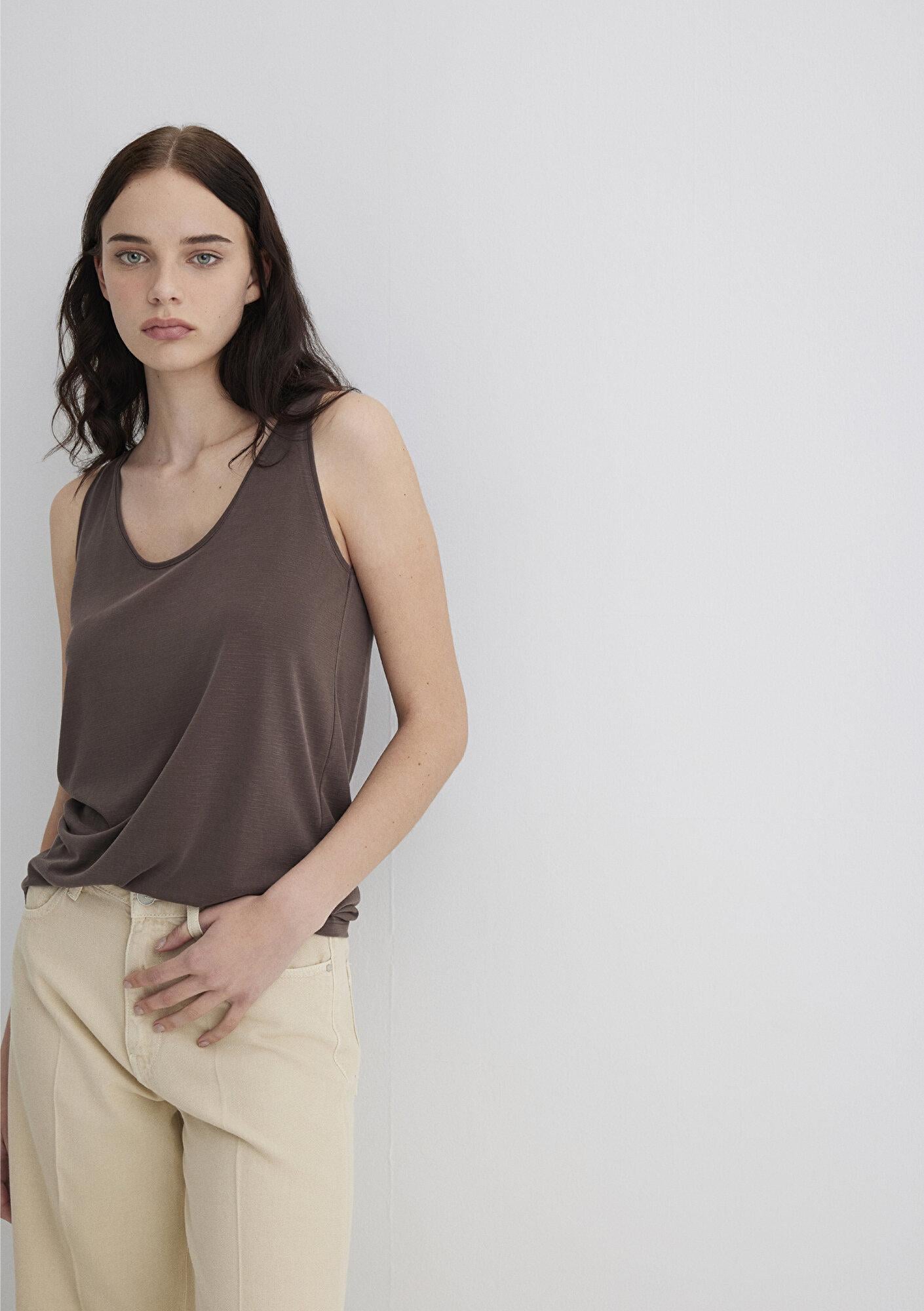 Mavi Soft-Premium Kahverengi (TENCEL™) Modal Karışımlı Atlet Slim Fit / Dar Kesim 1613216-87537