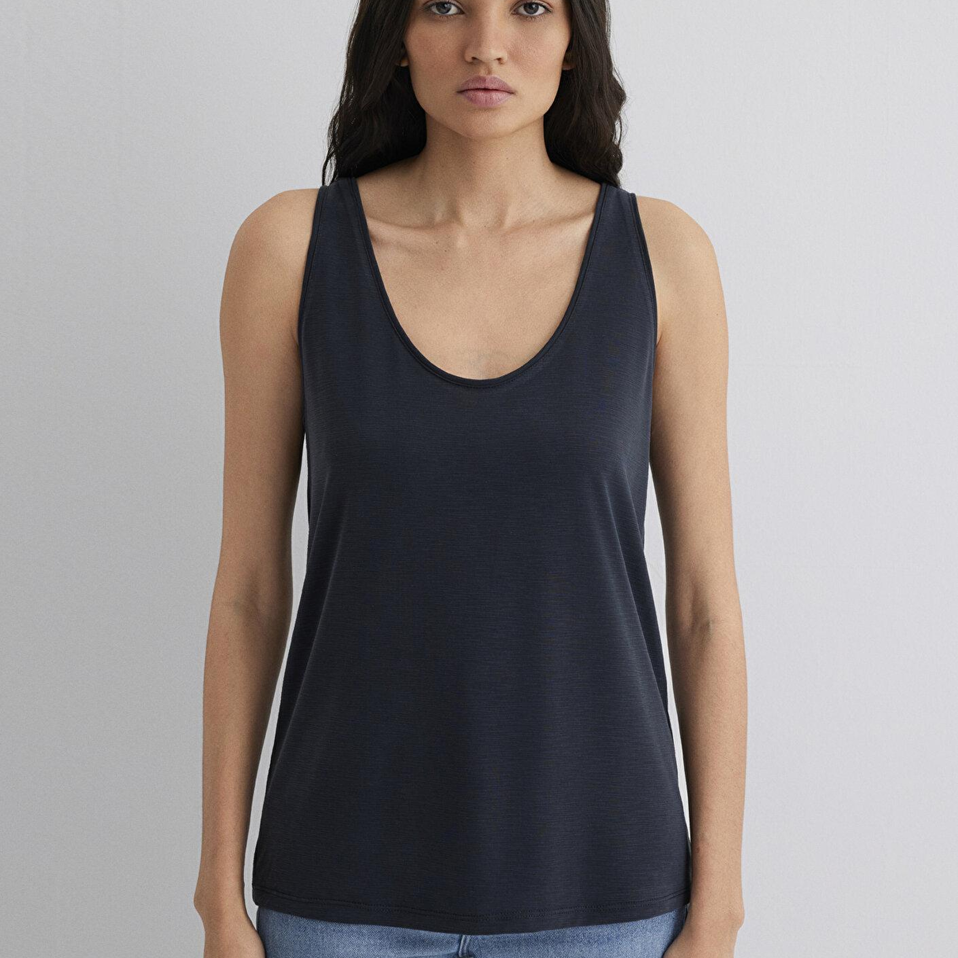 Mavi Soft-Premium Siyah (TENCEL™) Modal Karışımlı Atlet Slim Fit / Dar Kesim 1613216-900