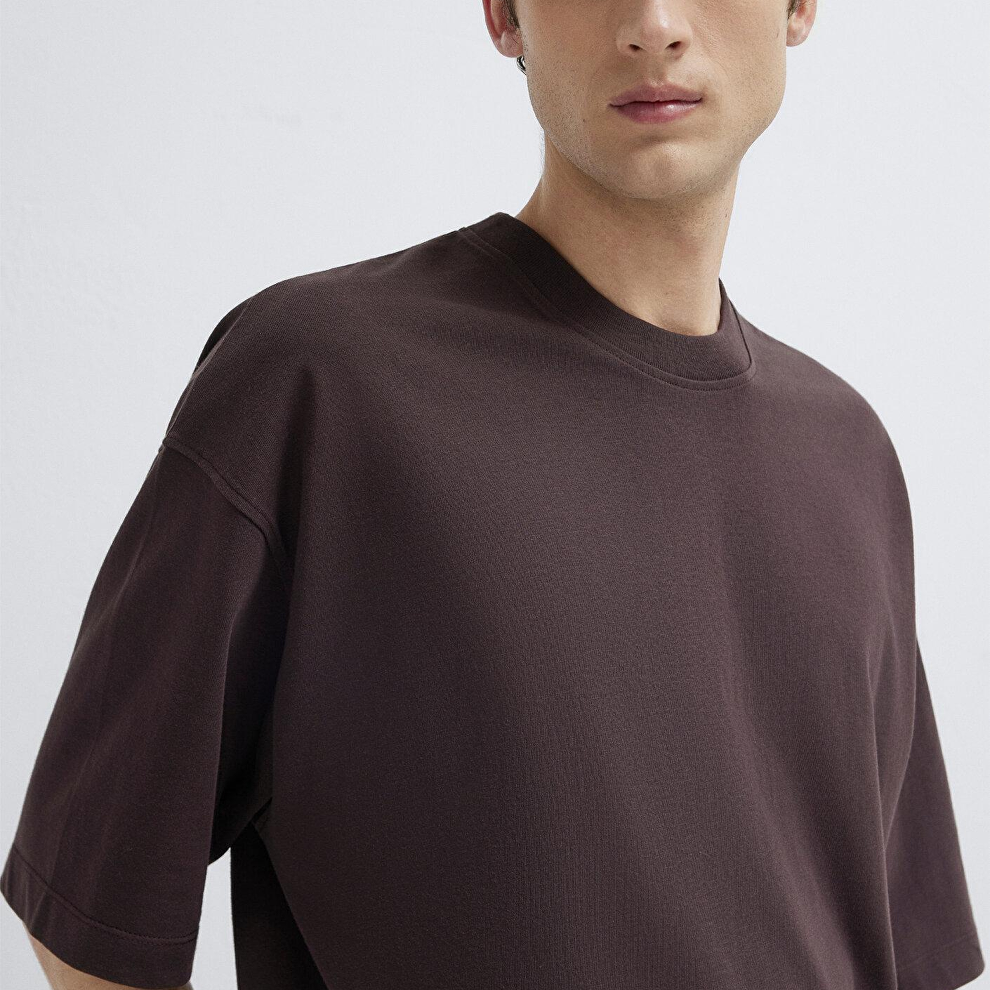 Mavi Bisiklet Yaka Kahverengi Basic Tişört Oversize / Geniş Kesim 0613113-88083