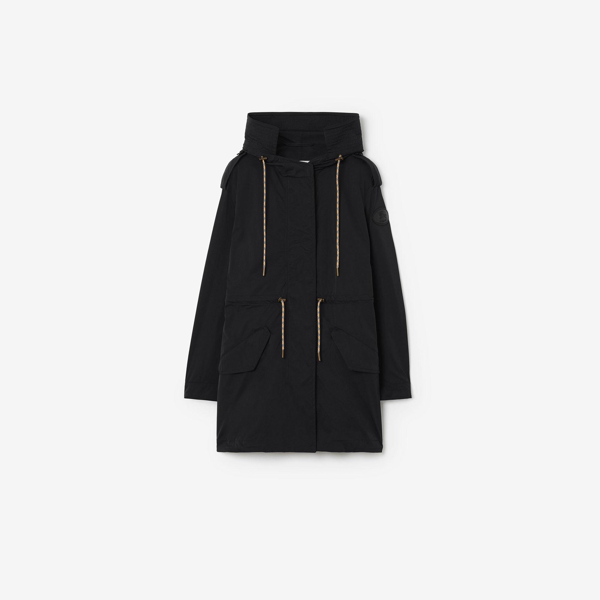 Burberry Kadın Siyah Mont