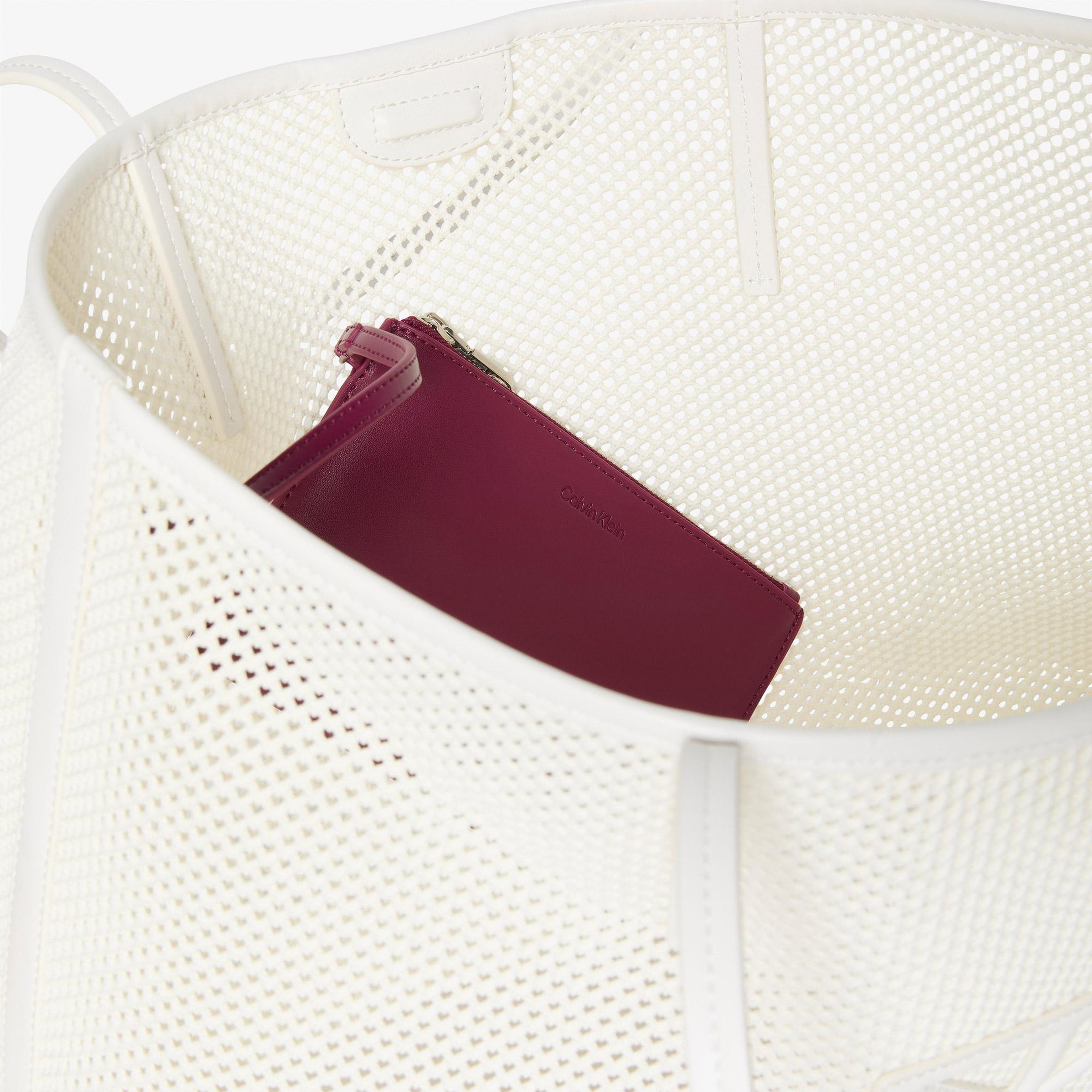 Calvin Klein Emblem Mesh Kadın Beyaz Tote Çanta