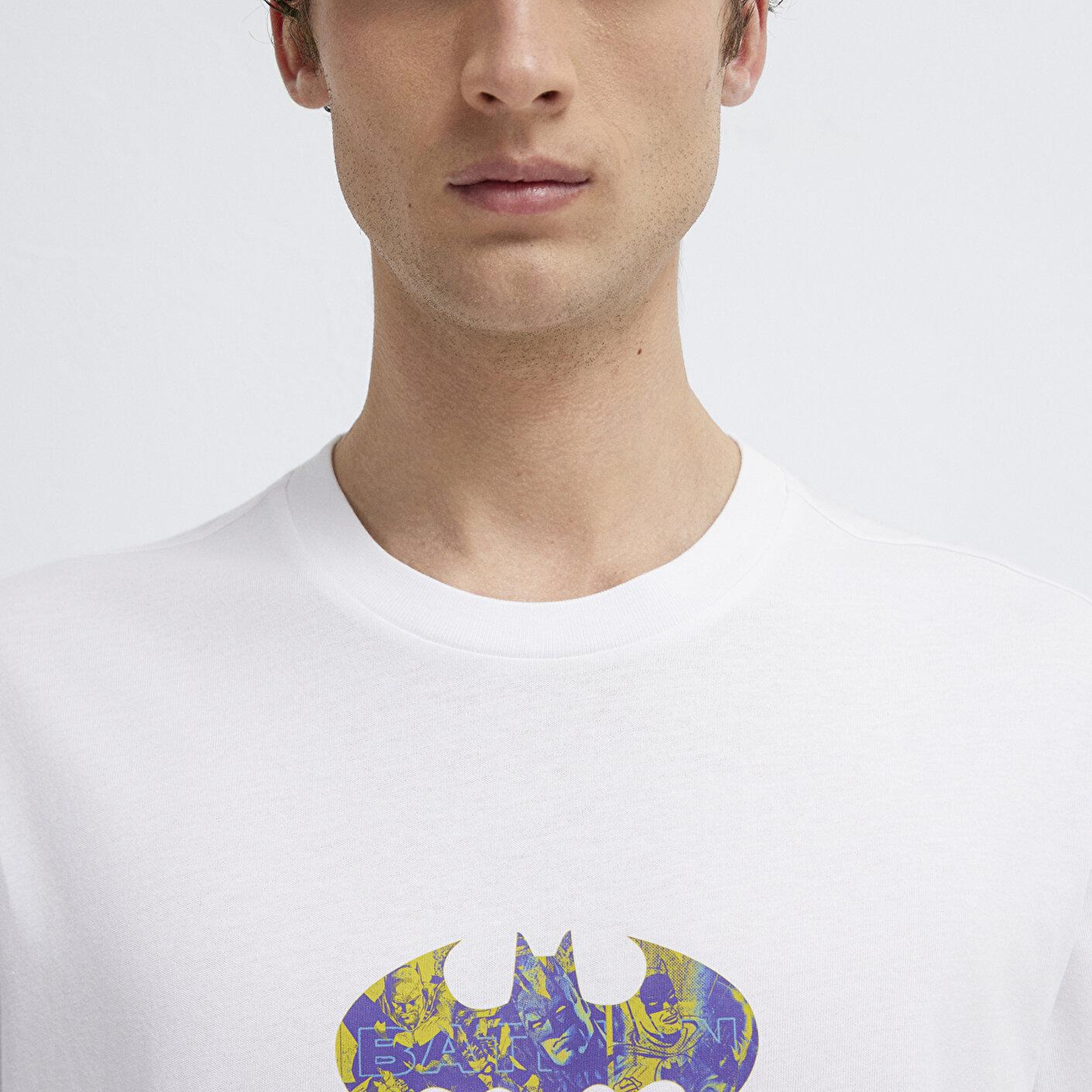 Mavi Batman Baskılı Beyaz Tişört Loose Fit / Bol Rahat Kesim 0613204-620