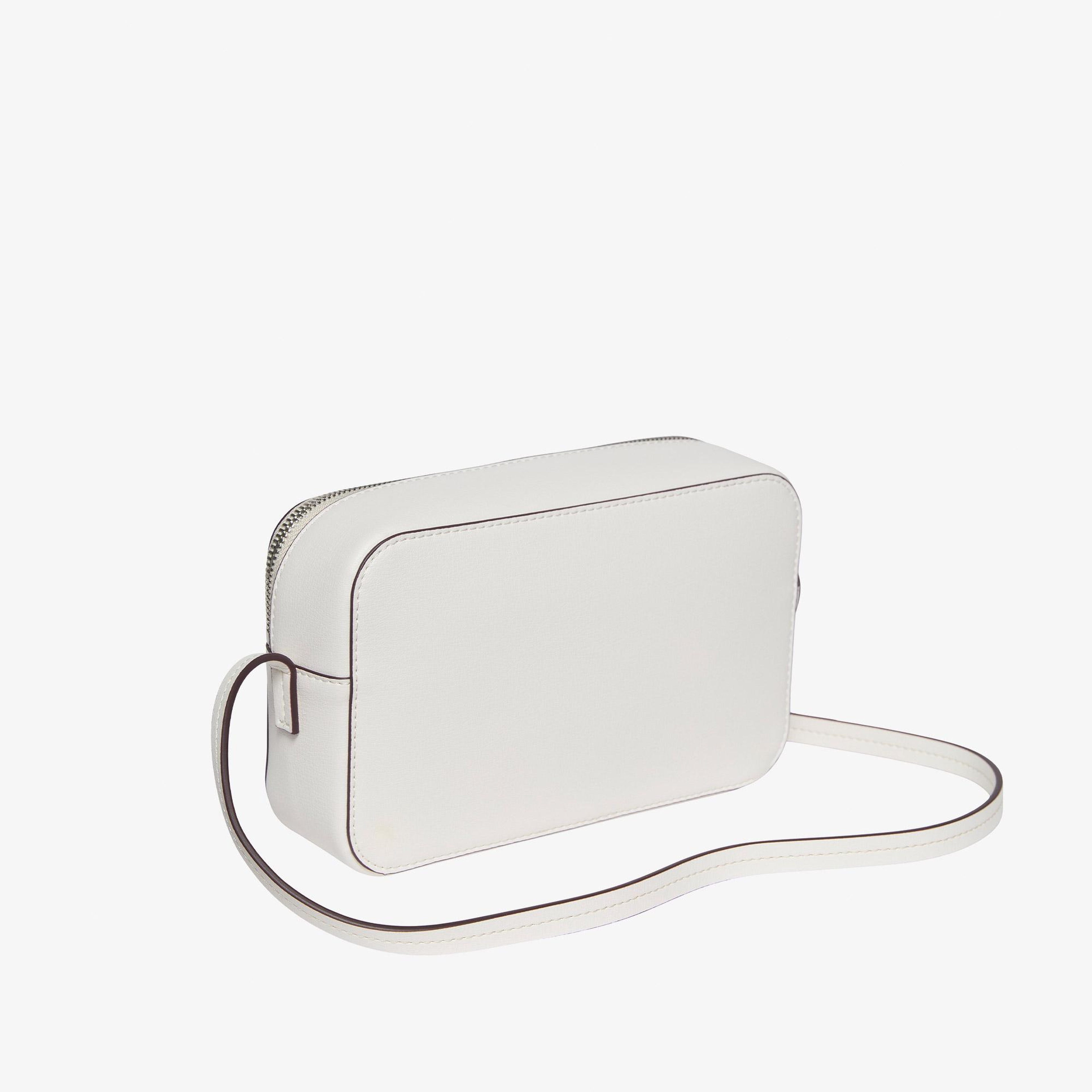 Calvin Klein Foil Logo Elongated Camera Kadın Beyaz Çapraz Çanta