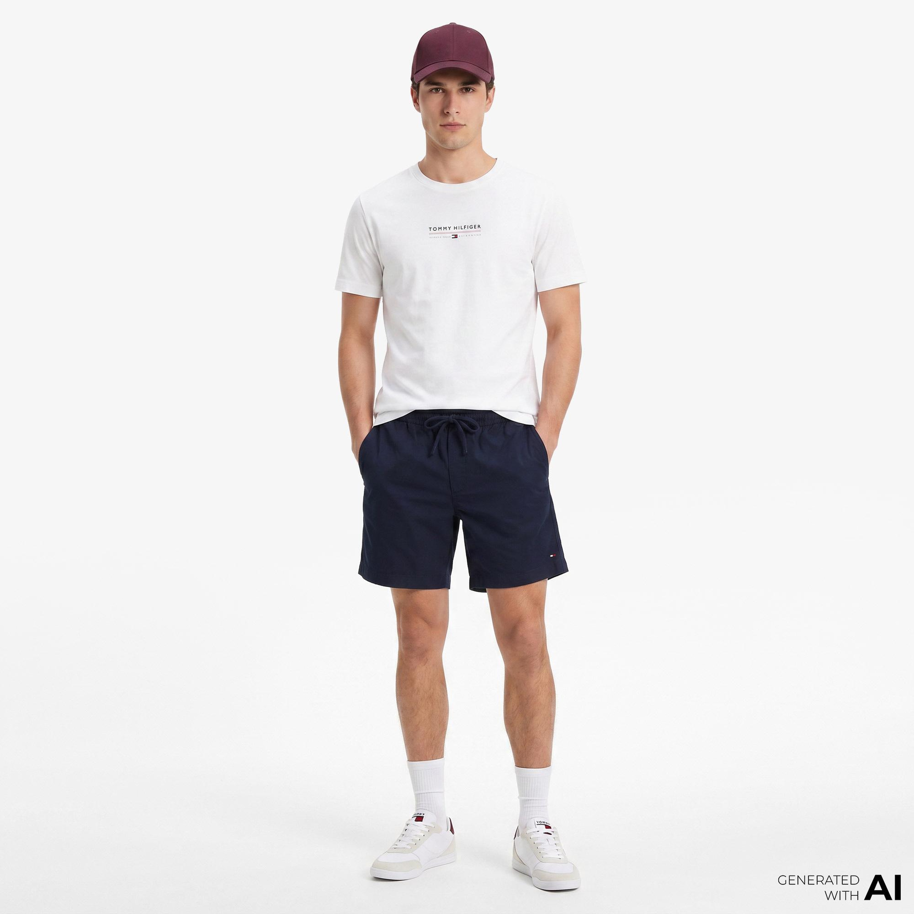 Tommy Hilfiger Brand Love Erkek Beyaz T-Shirt