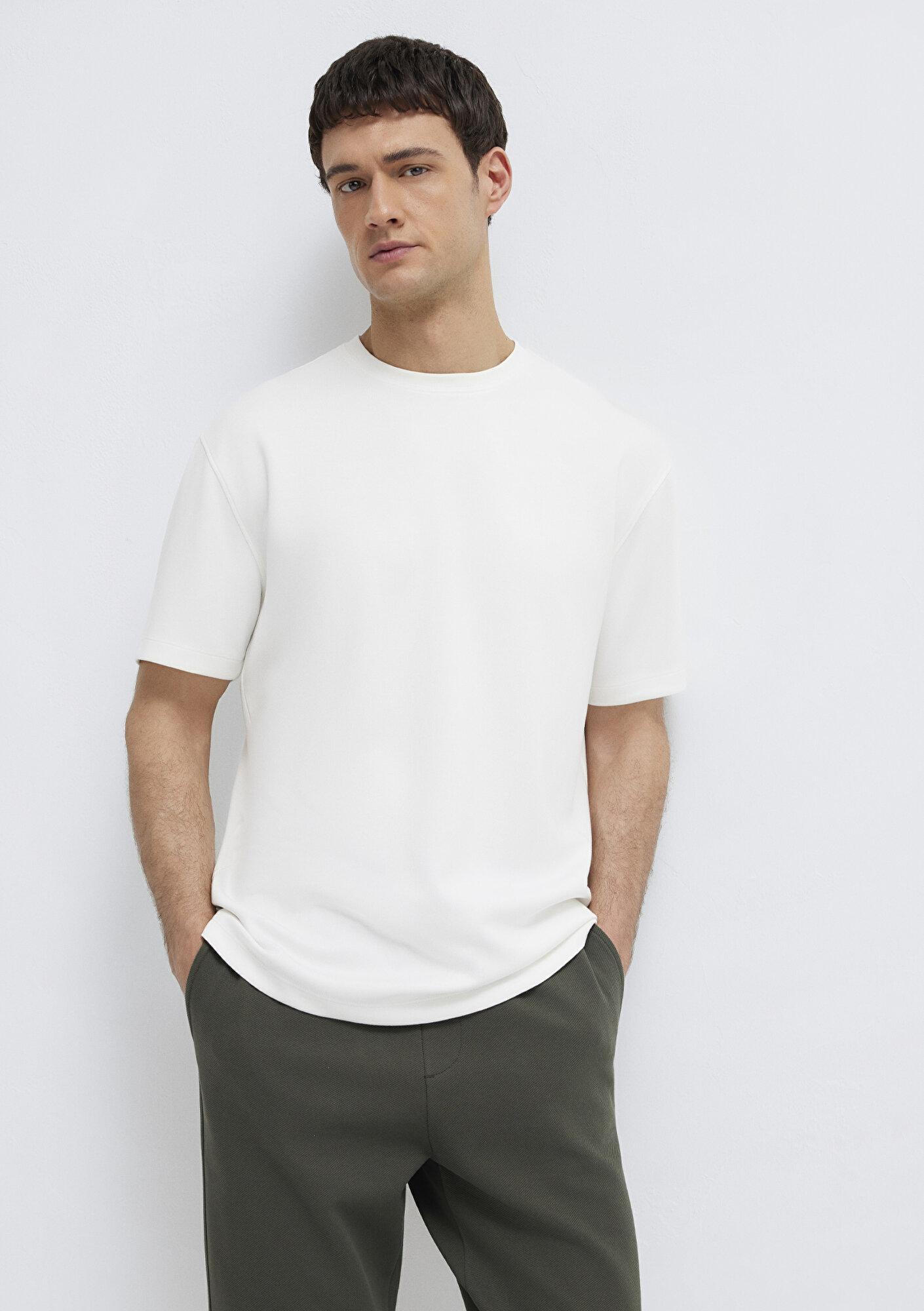 Mavi Soft-Premium Ekru Tişört Loose Fit / Bol Rahat Kesim 0613467-70057