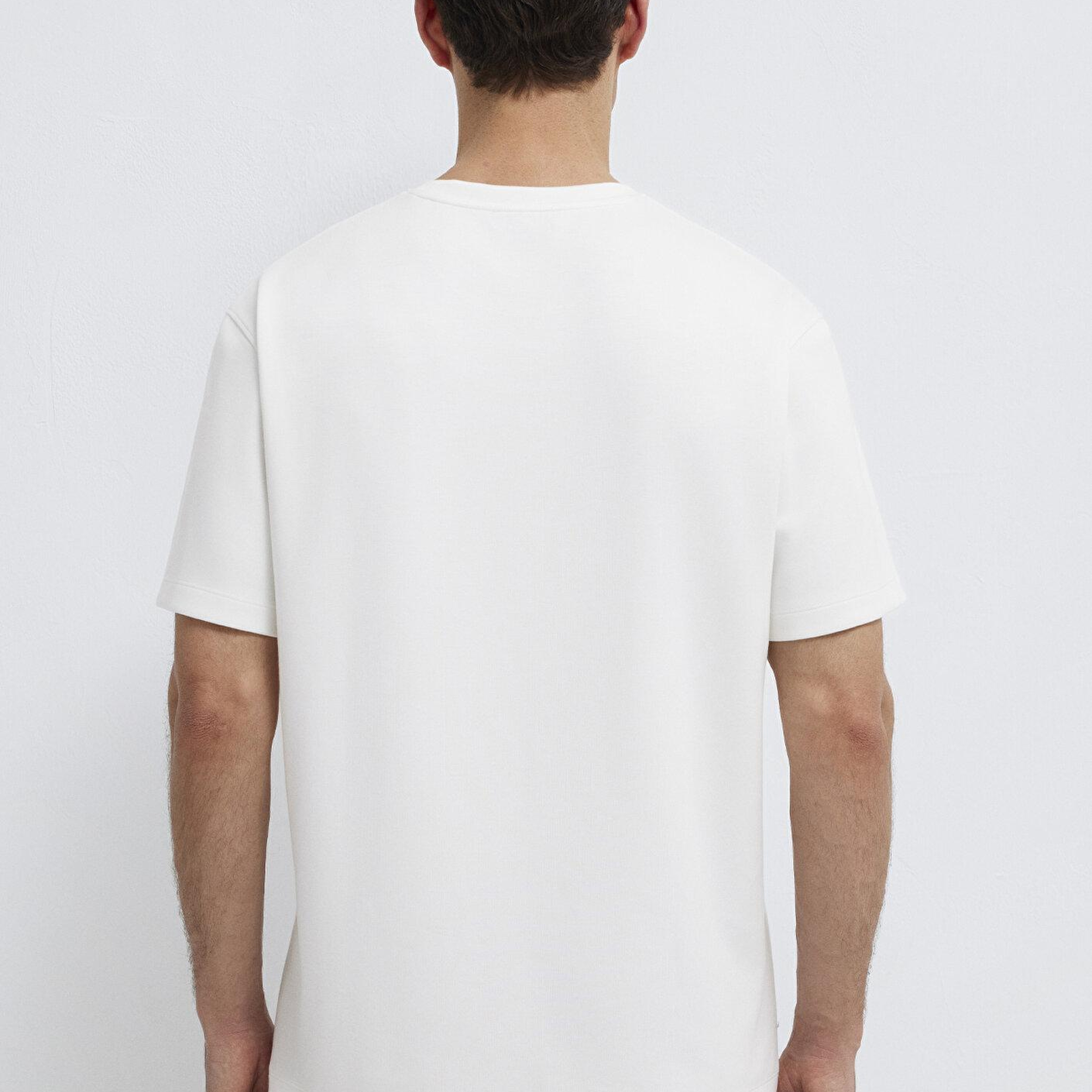 Mavi Soft-Premium Ekru Tişört Loose Fit / Bol Rahat Kesim 0613467-70057