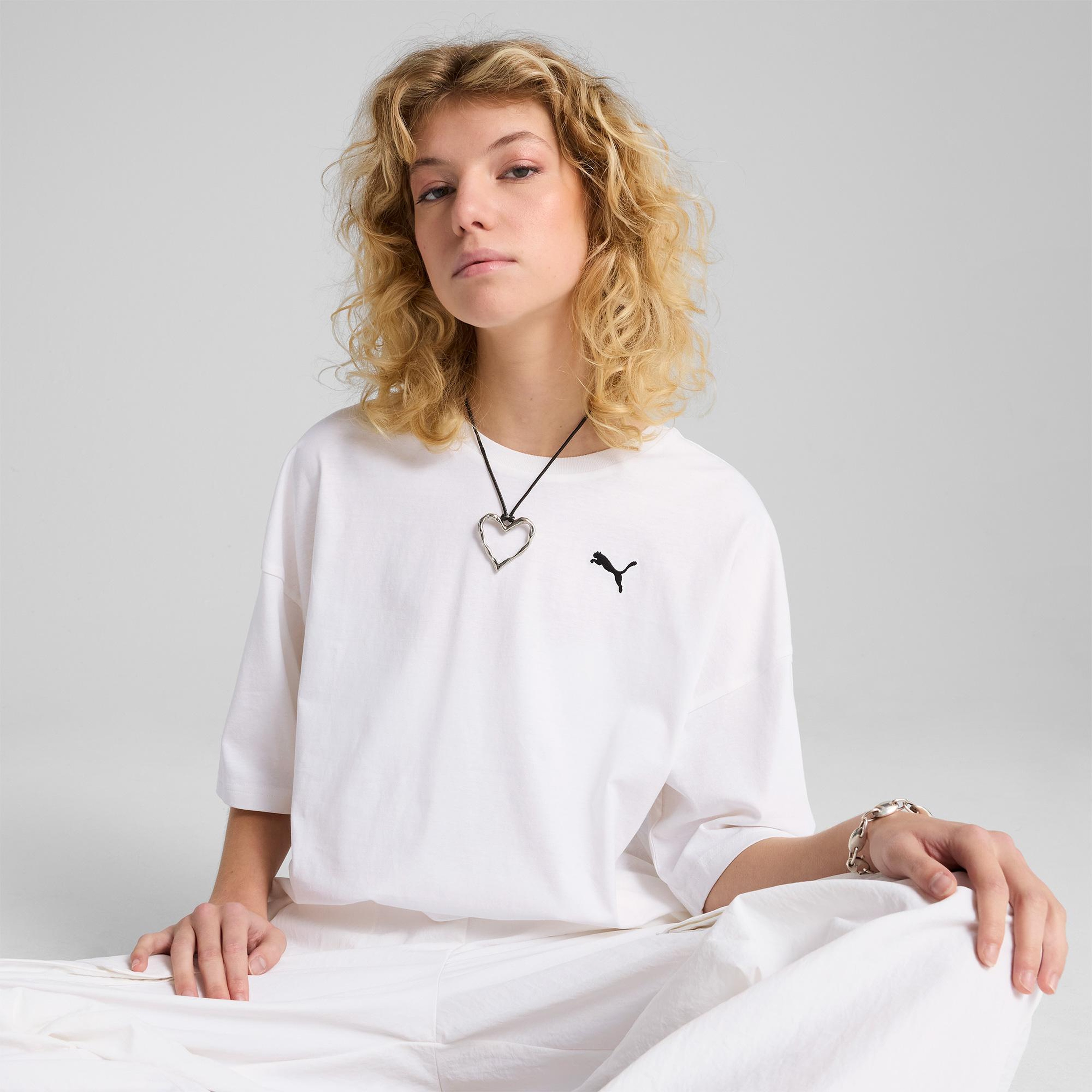Puma Wardrobe Essentials Oversized  Kadın Beyaz T-Shirt