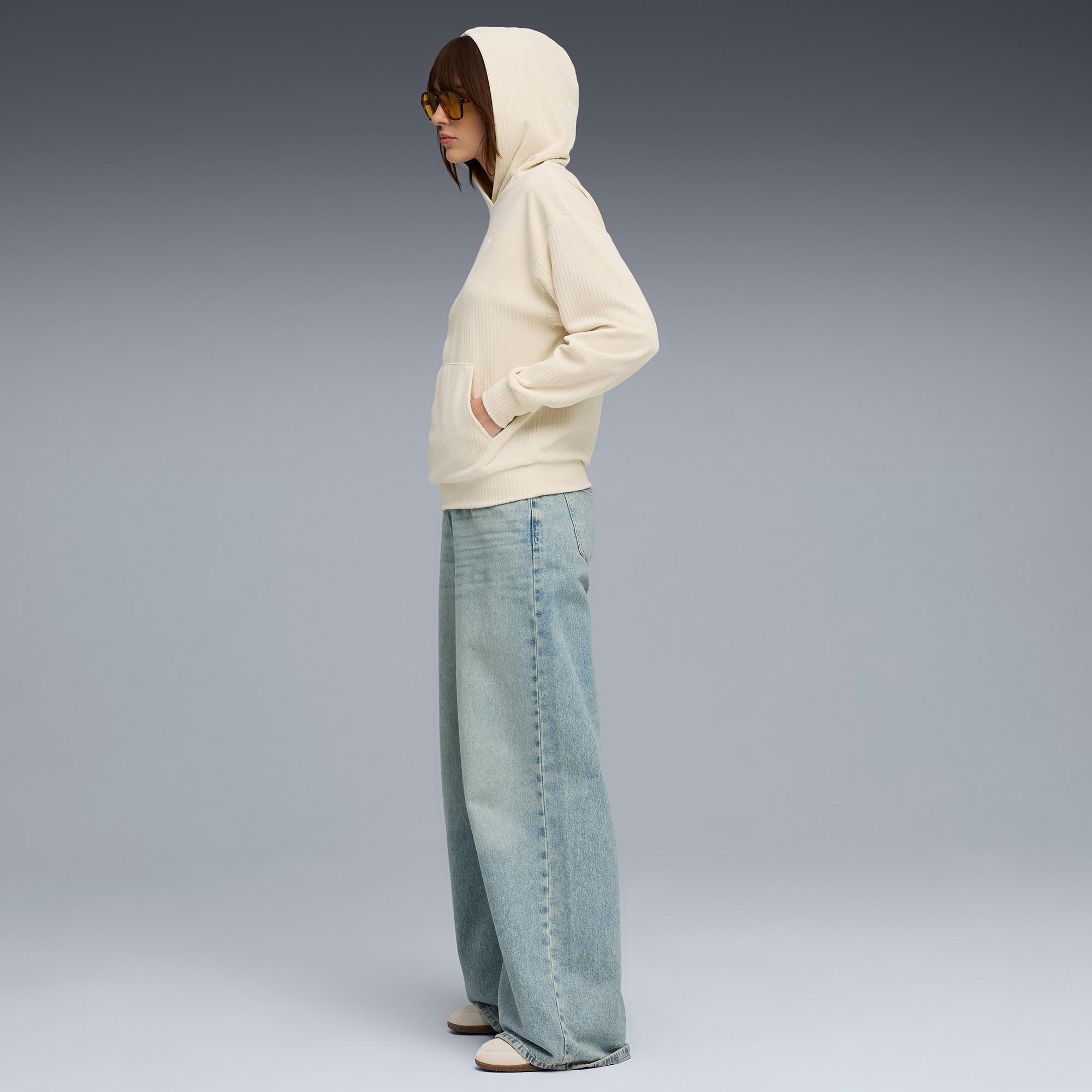 Puma Essentials Elevated Velour  Kadın Krem Sweatshirt