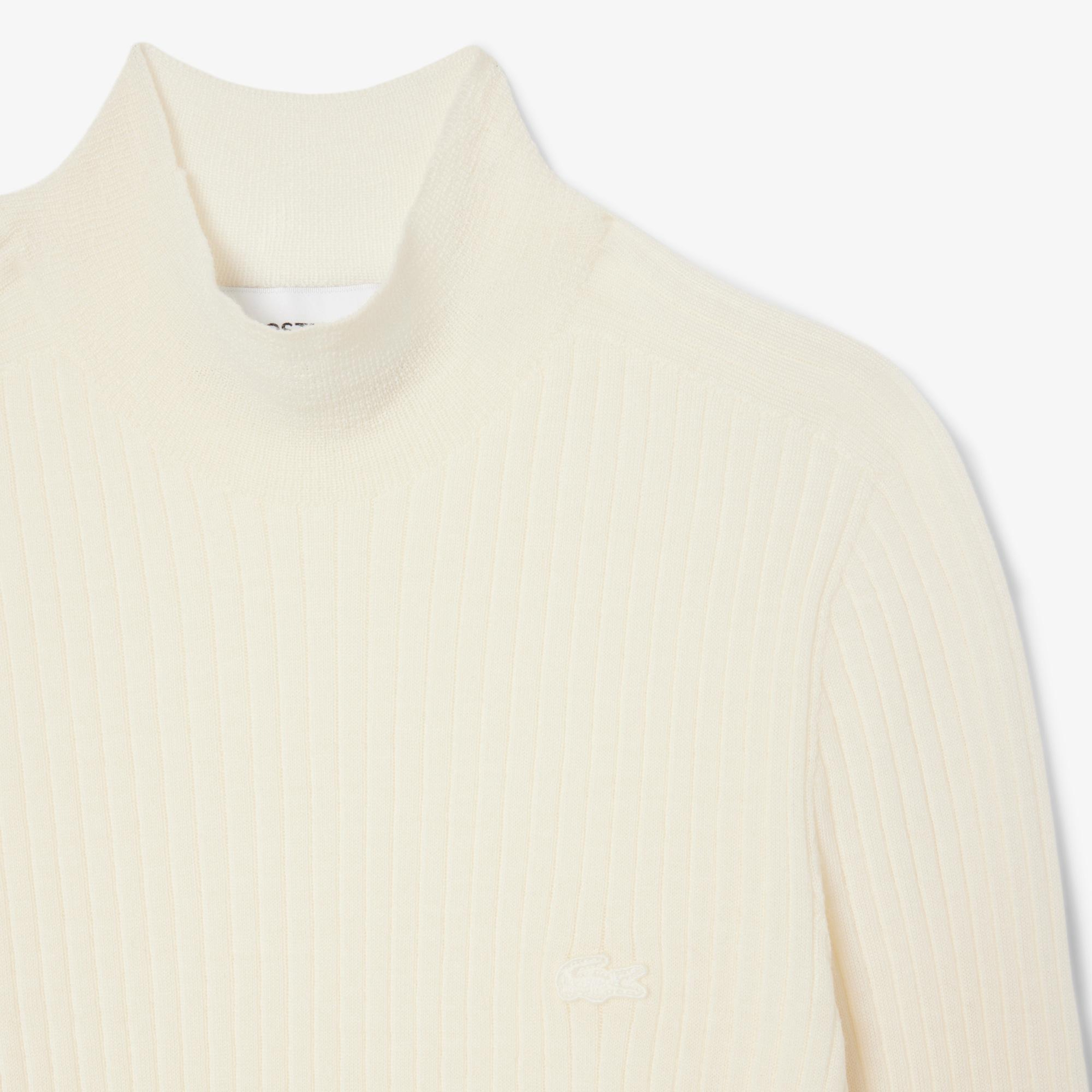 Lacoste Kadın Slim Fit Dik Yaka Beyaz Kazak