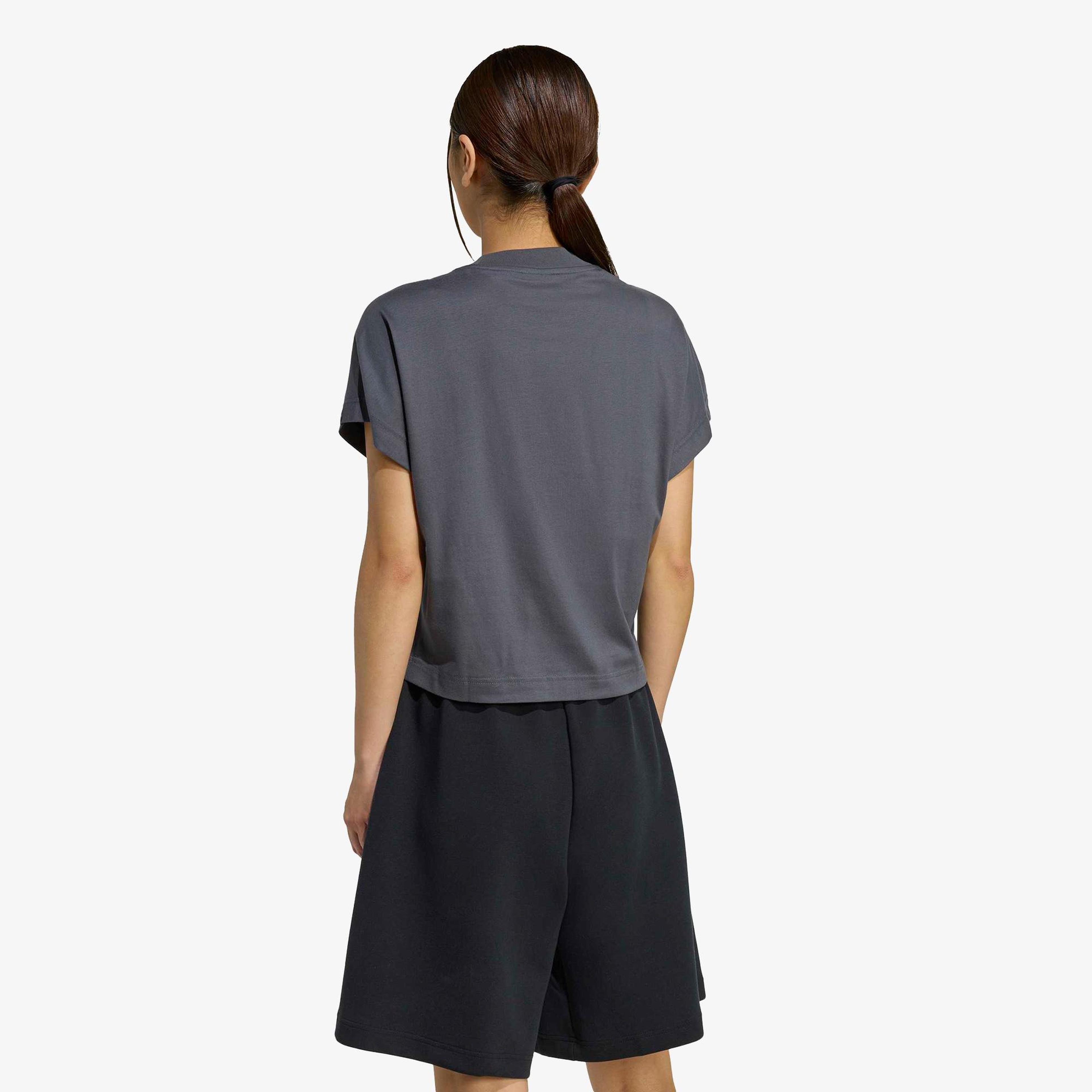 adidas All Szn Kadın Gri Antrenman T-Shirt