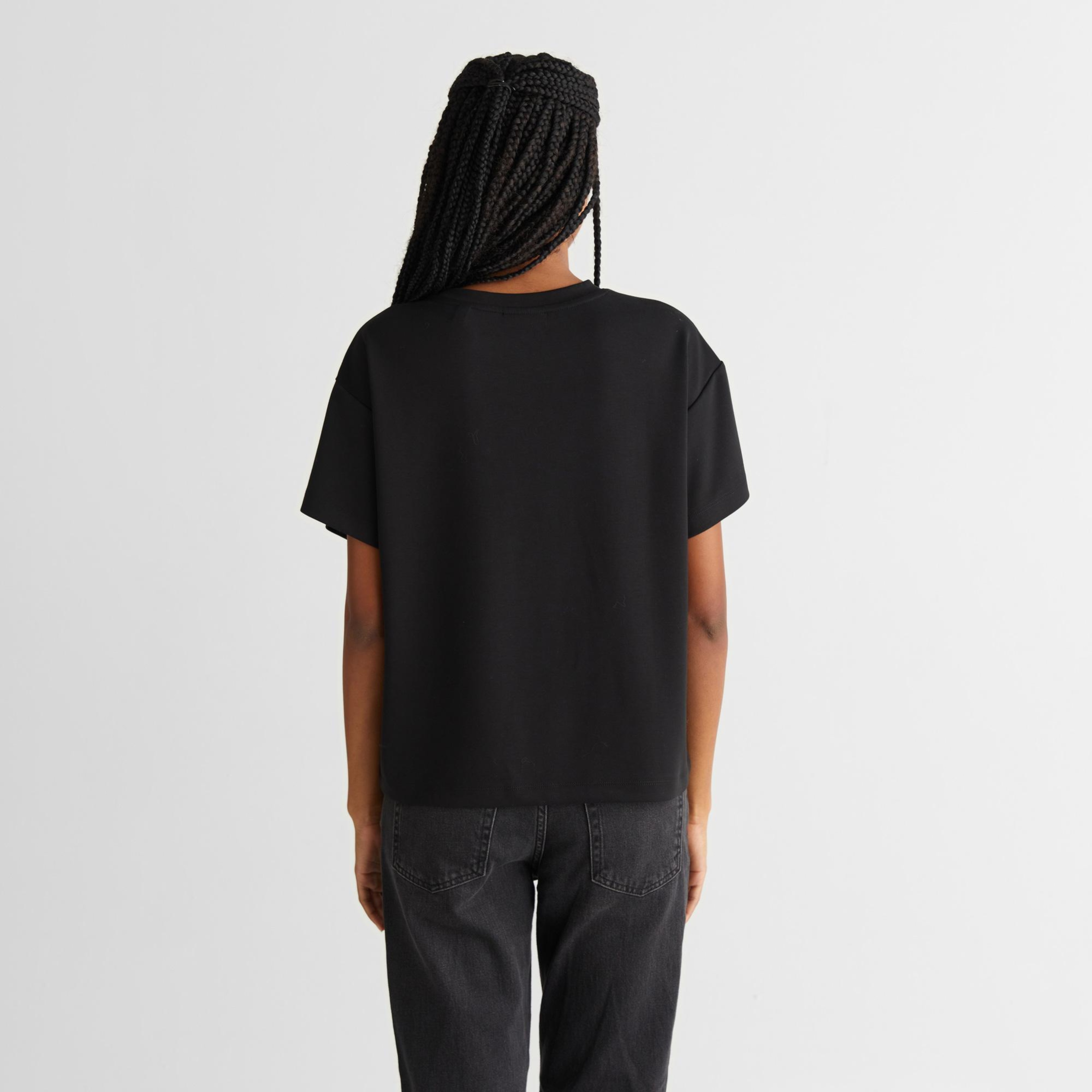GANT Kadın Siyah Regular Fit Bisiklet Yaka T-Shirt