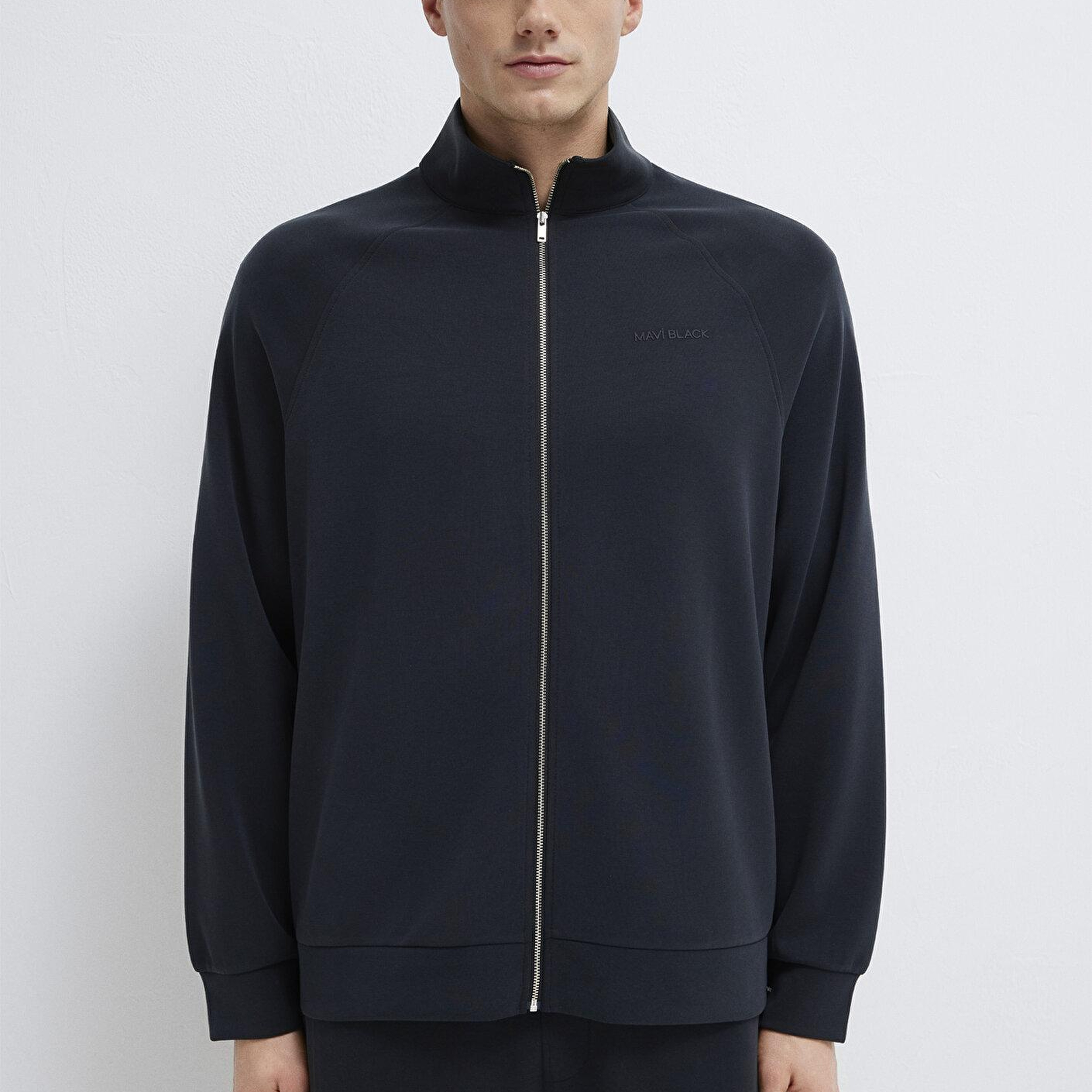 Mavi Soft-Premium Siyah (TENCEL™) Modal Karışımlı Fermuarlı Sweatshirt 0S10328-71379