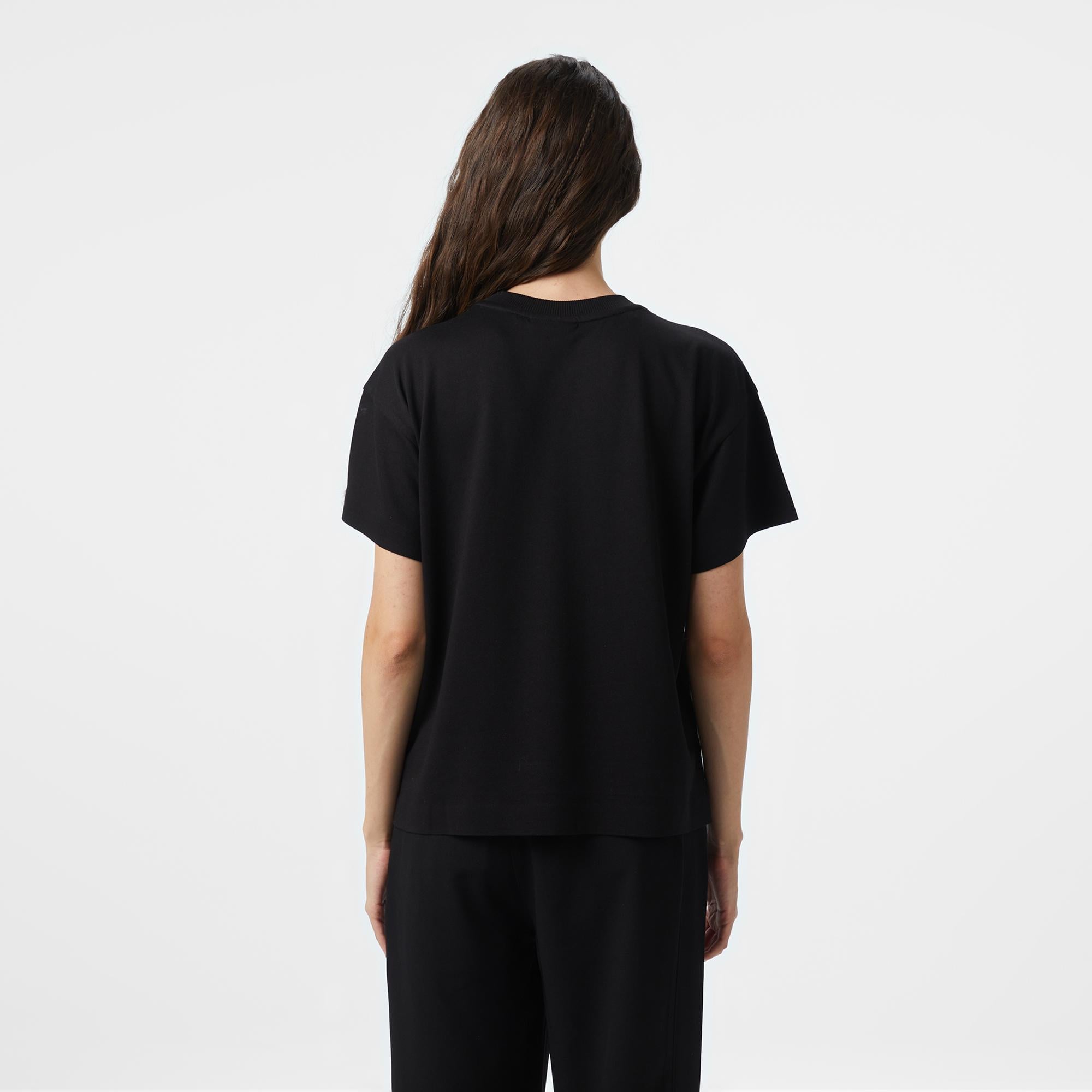Lacoste Kadın Loose Fit Bisiklet Yaka Siyah T-Shirt