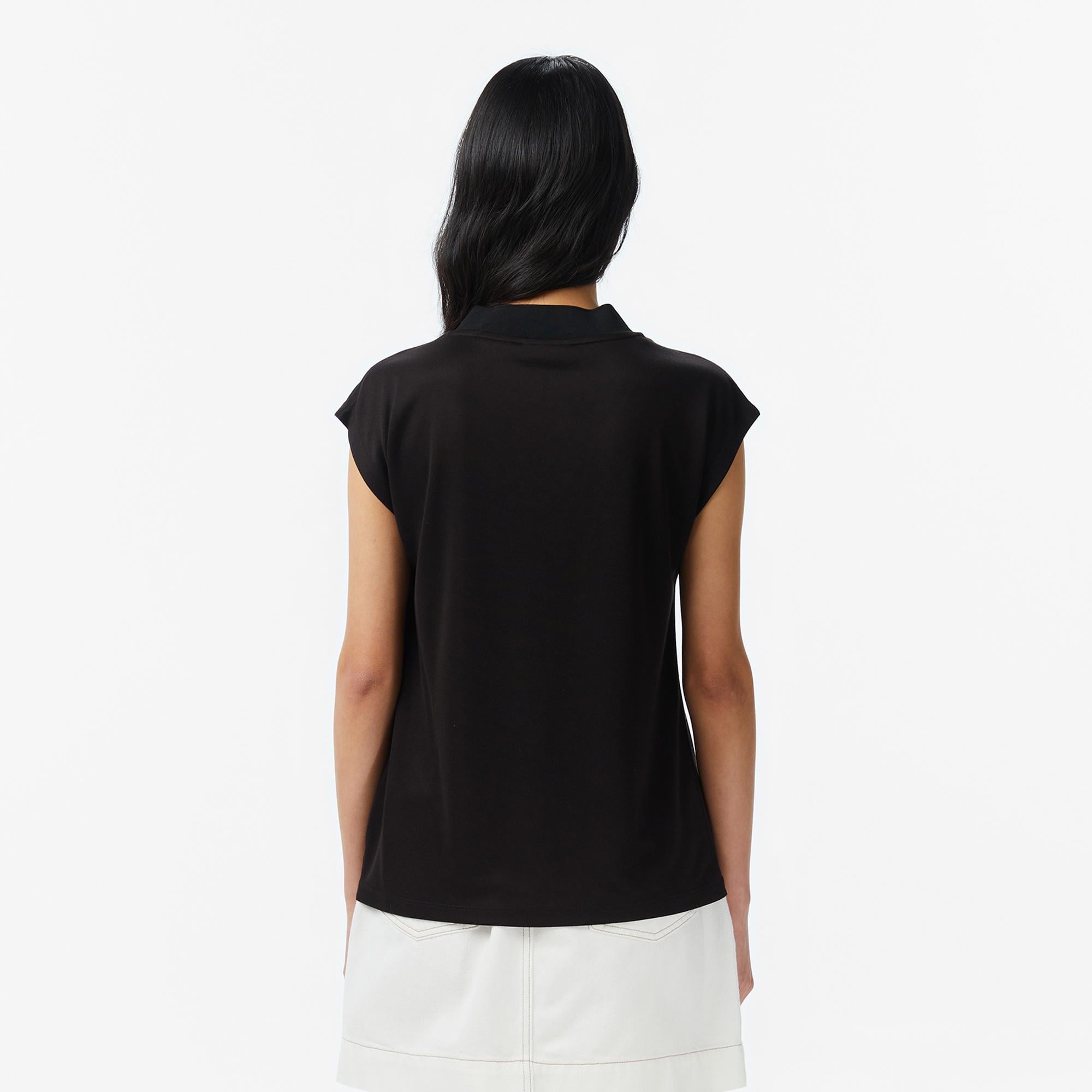 Lacoste Kadın Slim Fit V Yaka Siyah T-Shirt