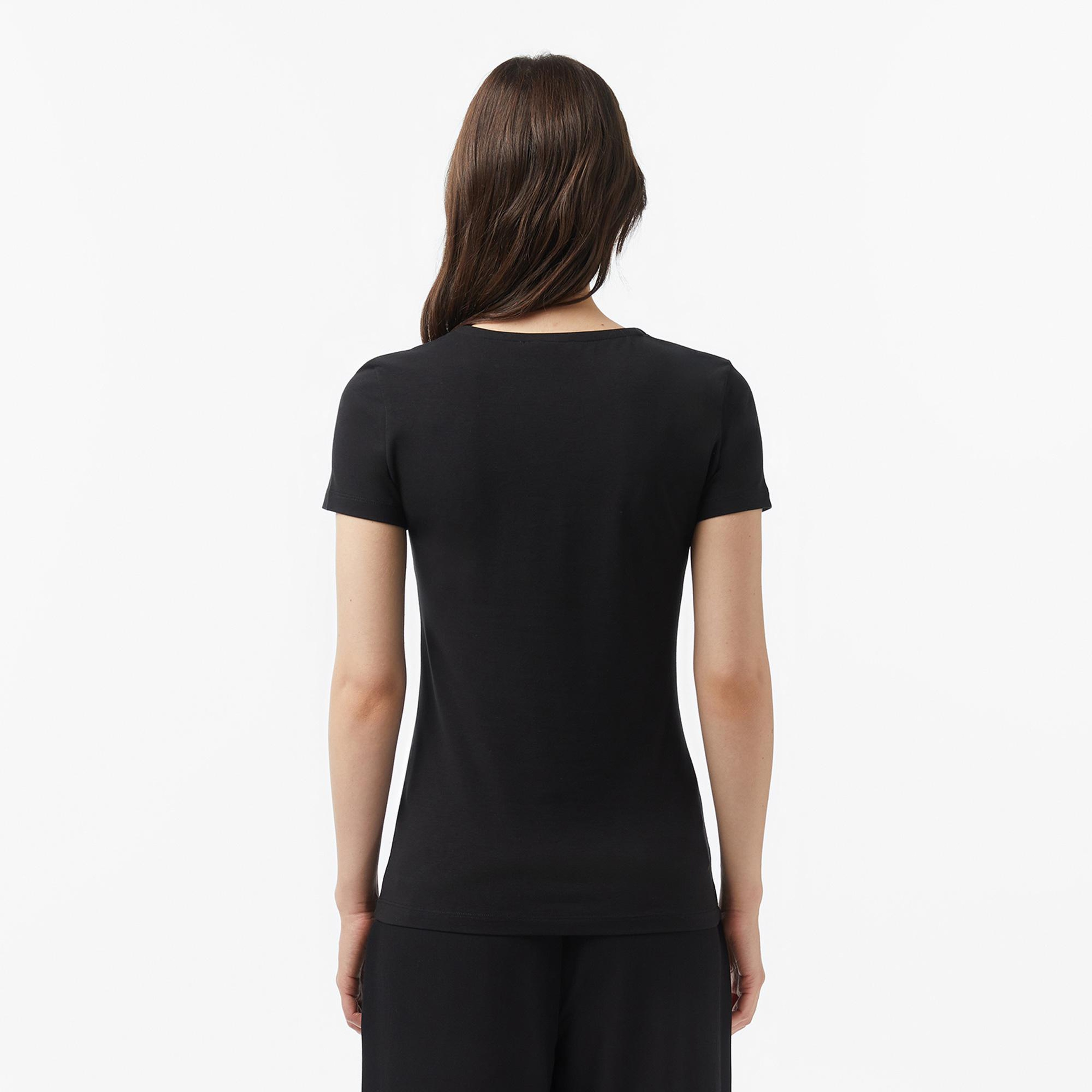 Lacoste Kadın Slim Fit V Yaka Siyah T-Shirt