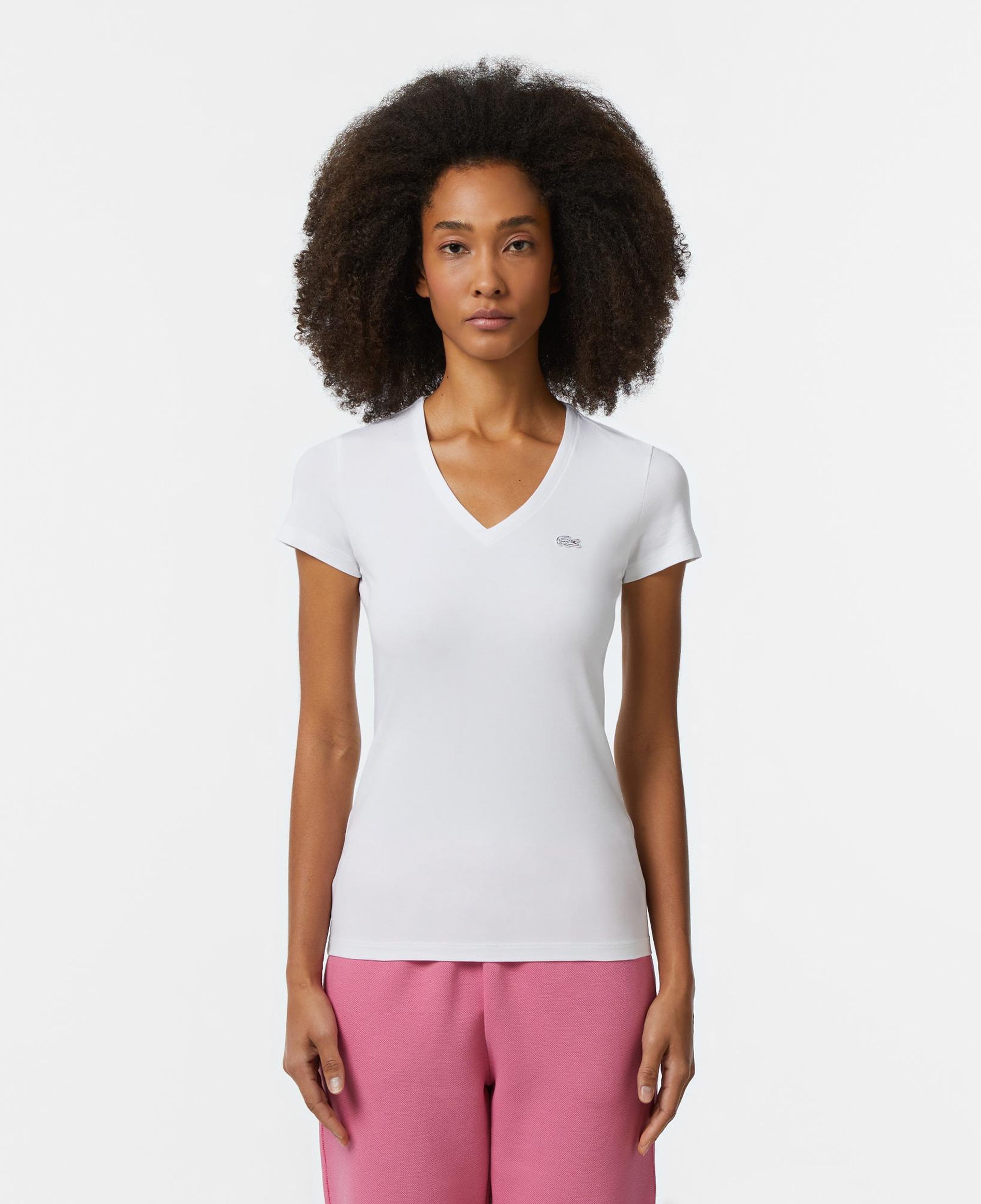 Lacoste Kadın Slim Fit V Yaka Beyaz T-Shirt