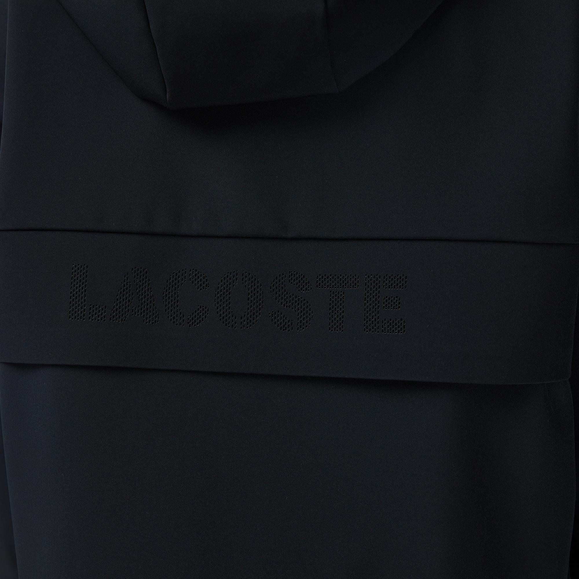 Lacoste Kadın Regular Fit Kapüşonlu Baskılı Siyah Yağmurluk